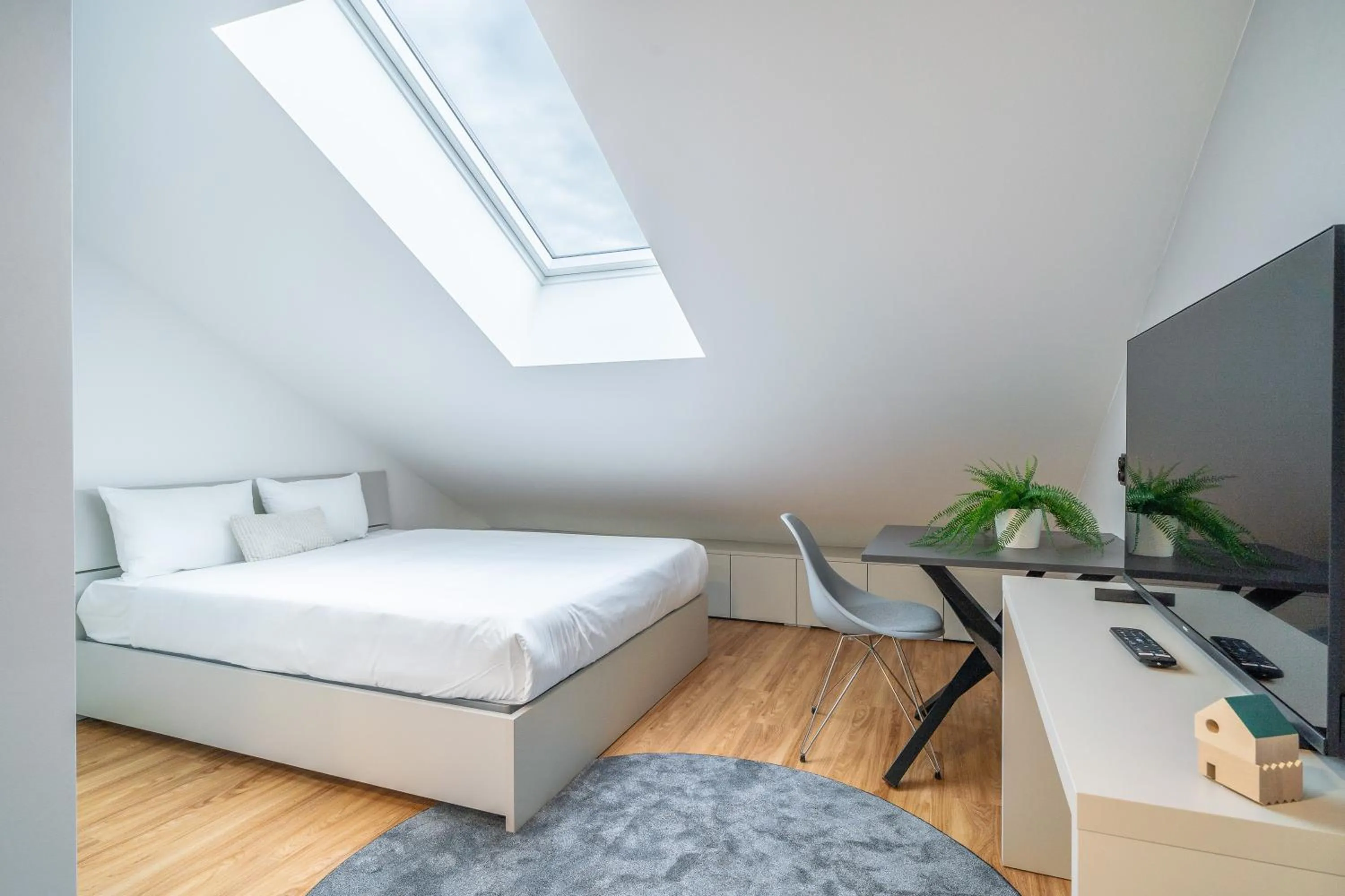 Bed in City Pop 2Night Prague - Self check-in