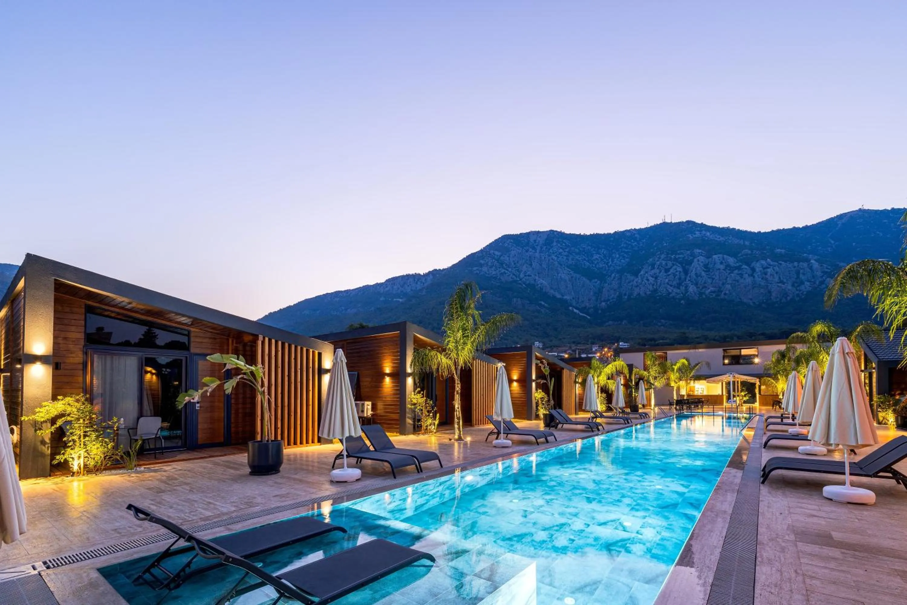 Swimming pool in Rota Kilidonia Karaöz Suites&Villas