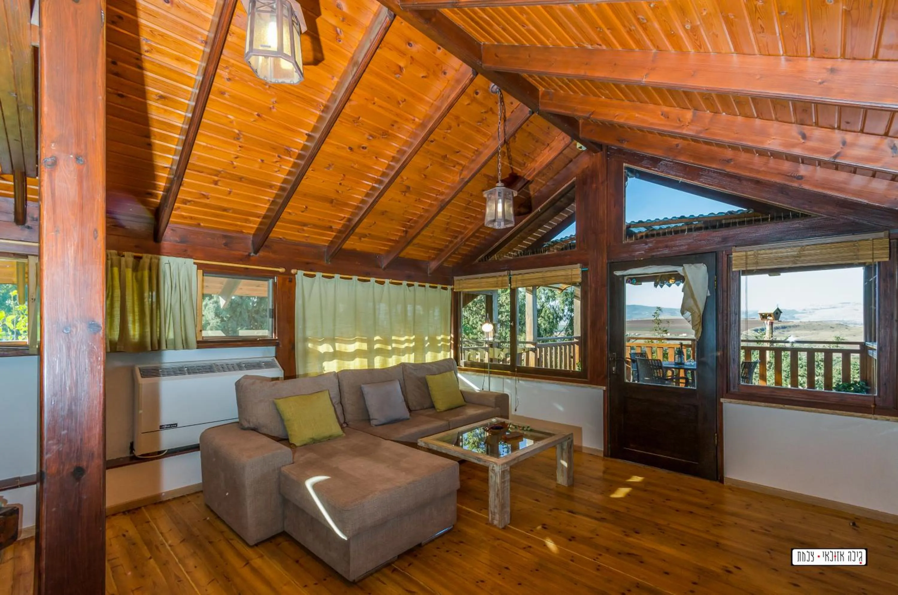 Day in Beautiful Lake View Wooden House