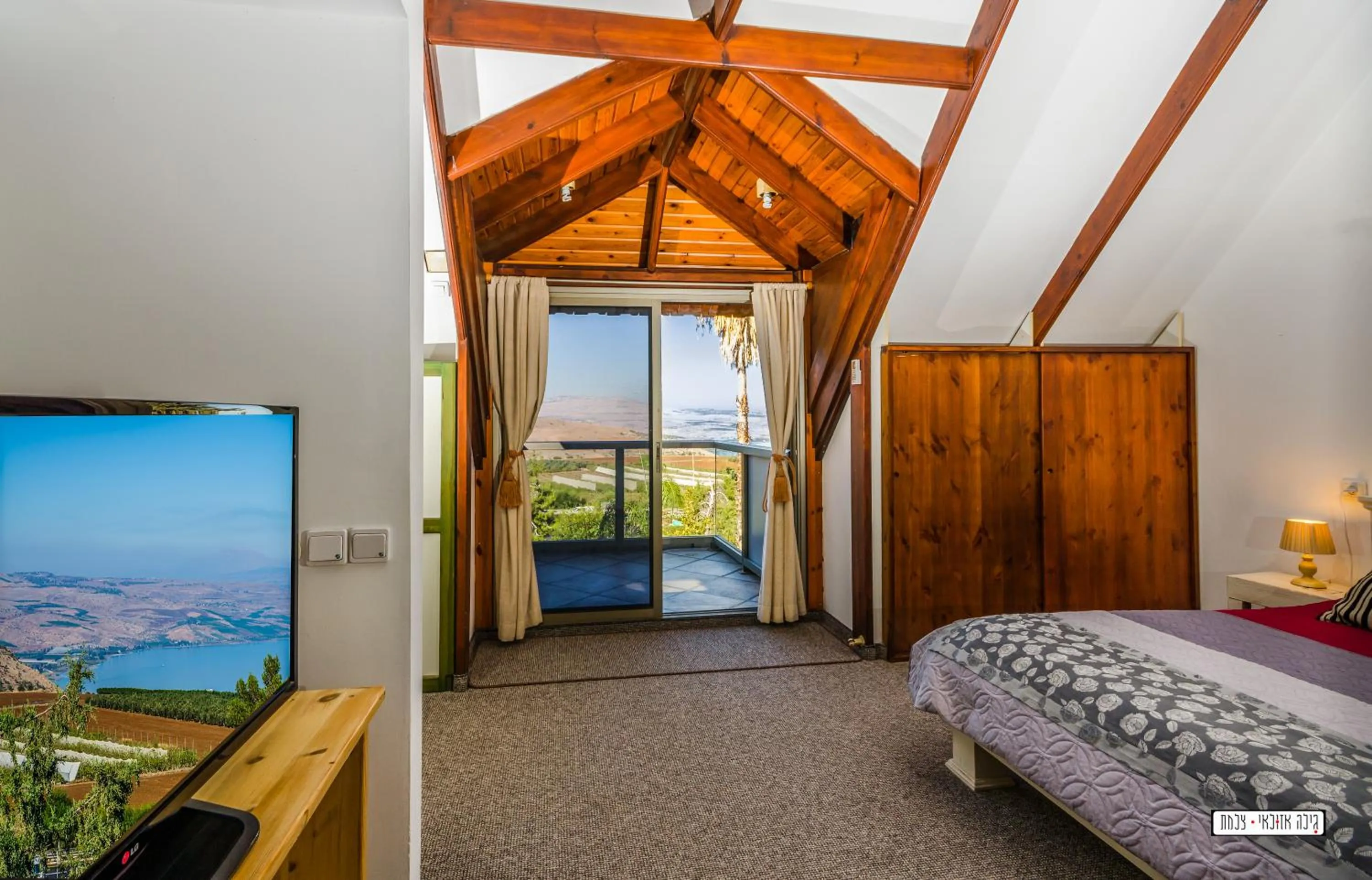 Decorative detail, Bed in Beautiful Lake View Wooden House