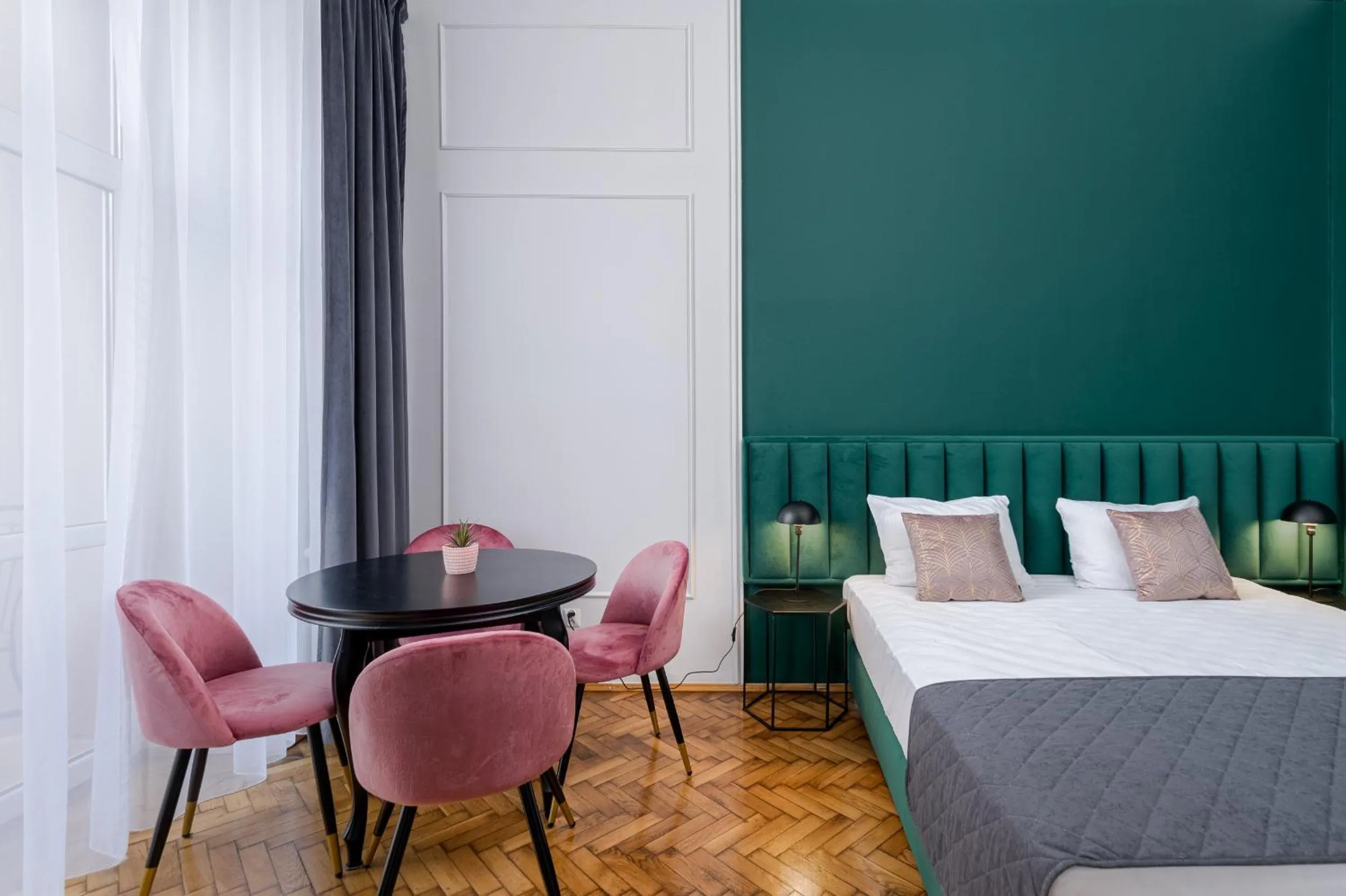 Bedroom, Bed in Wawel Apartments - Old Town