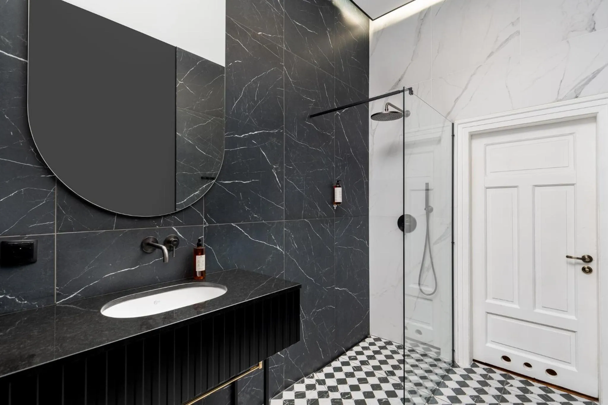 Bathroom in Wawel Apartments - Old Town