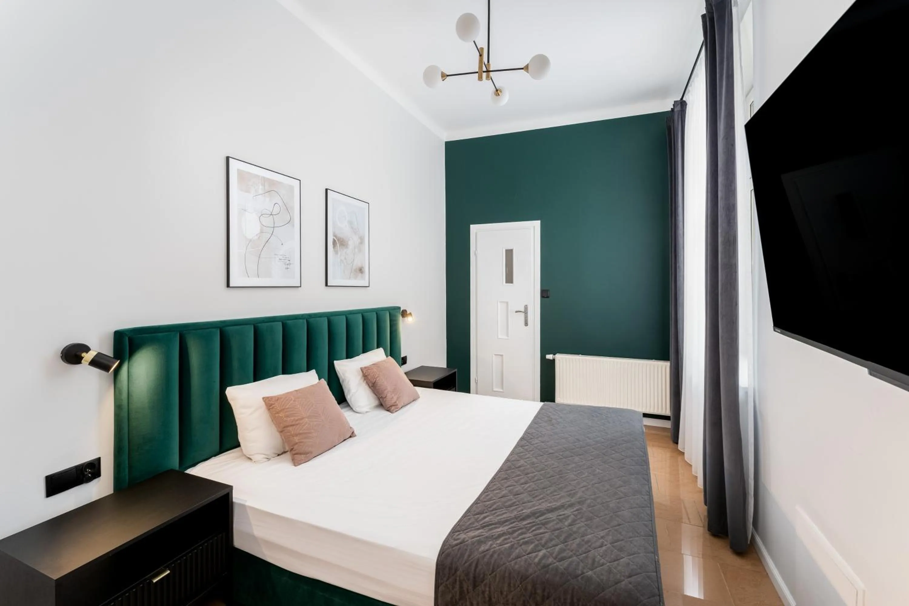 Bed in Wawel Apartments - Old Town