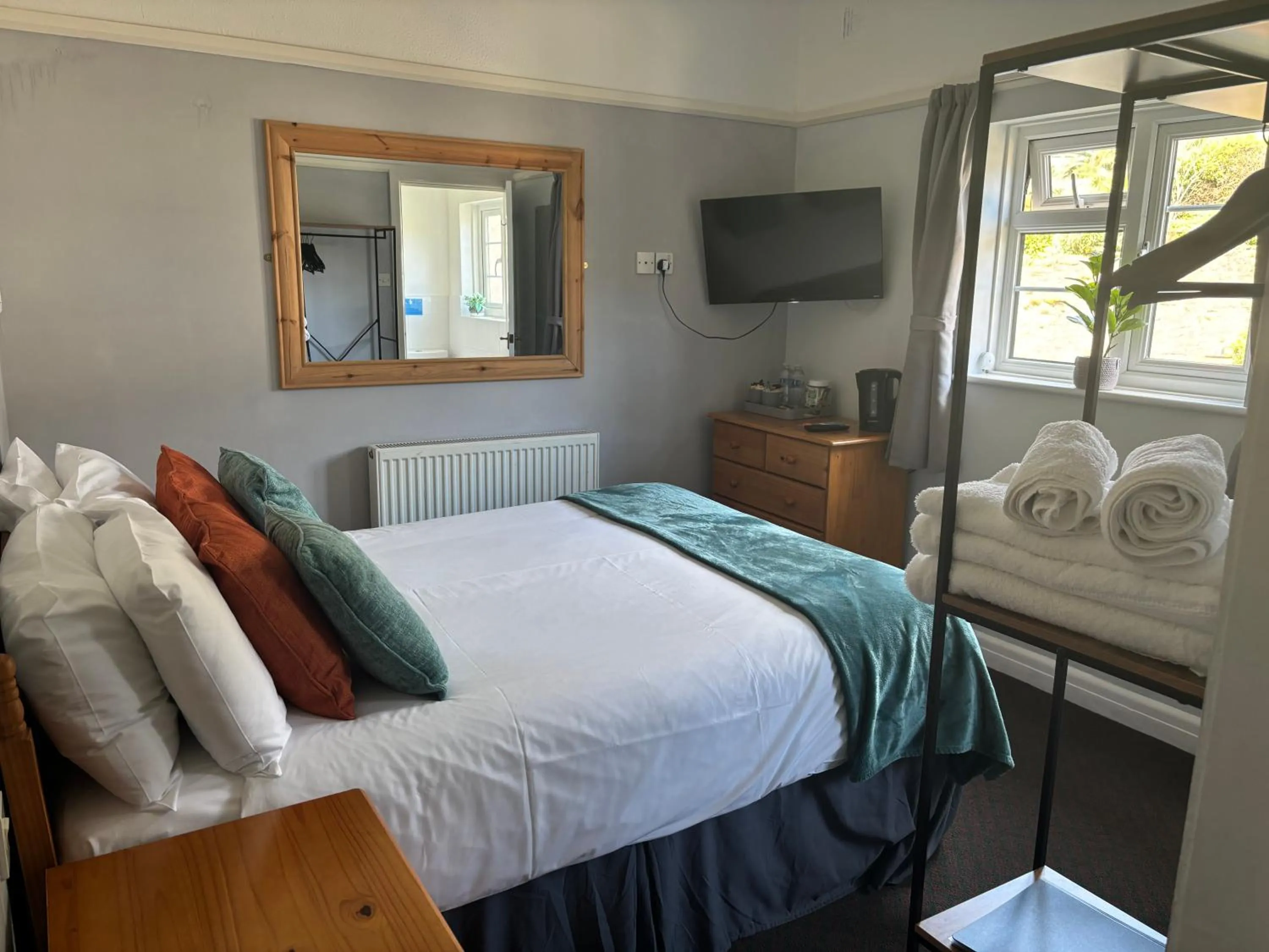 Bed in The Yacht Inn