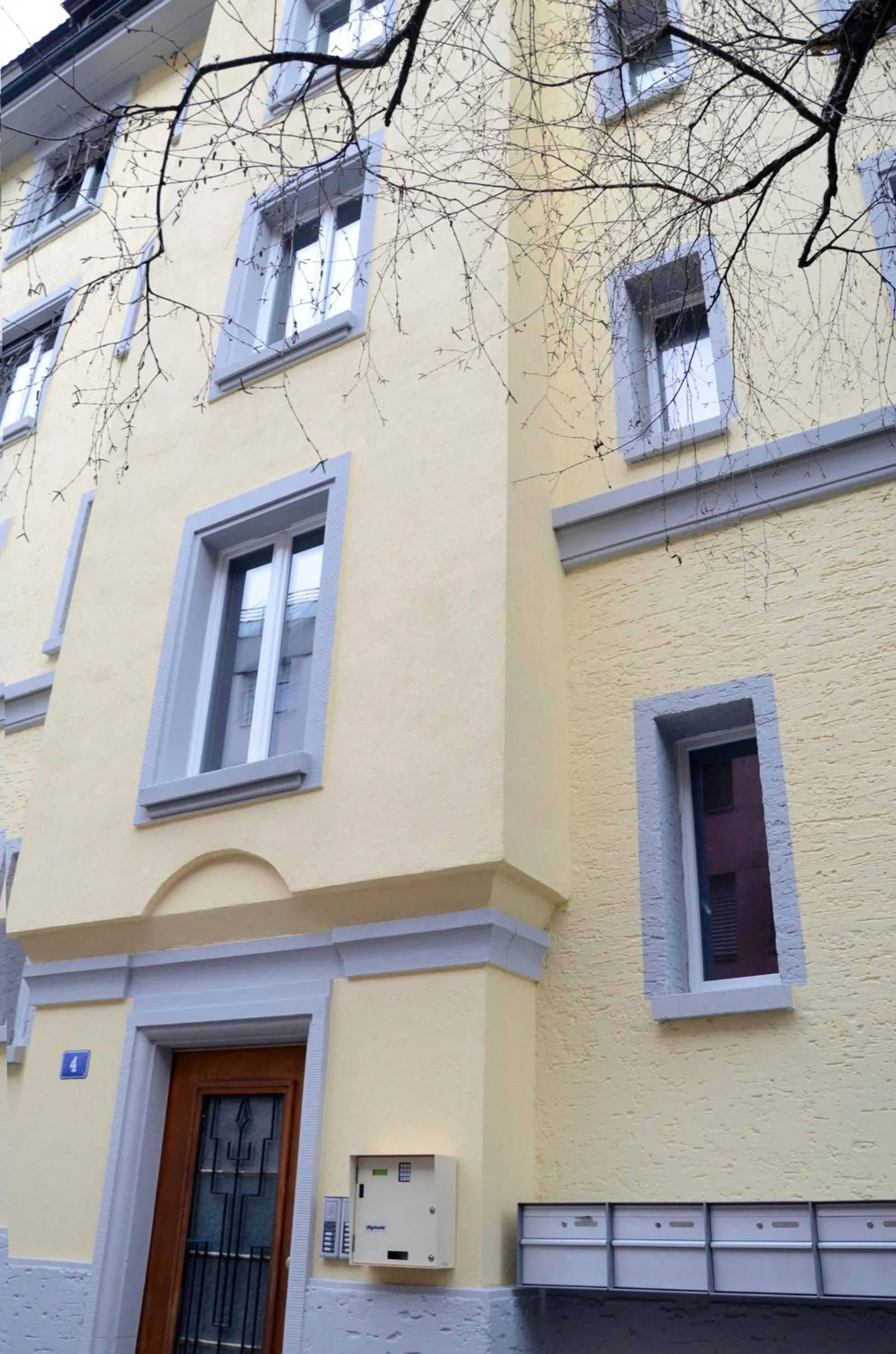 Property building in Rent a Home Landskronstrasse - Self Check-In