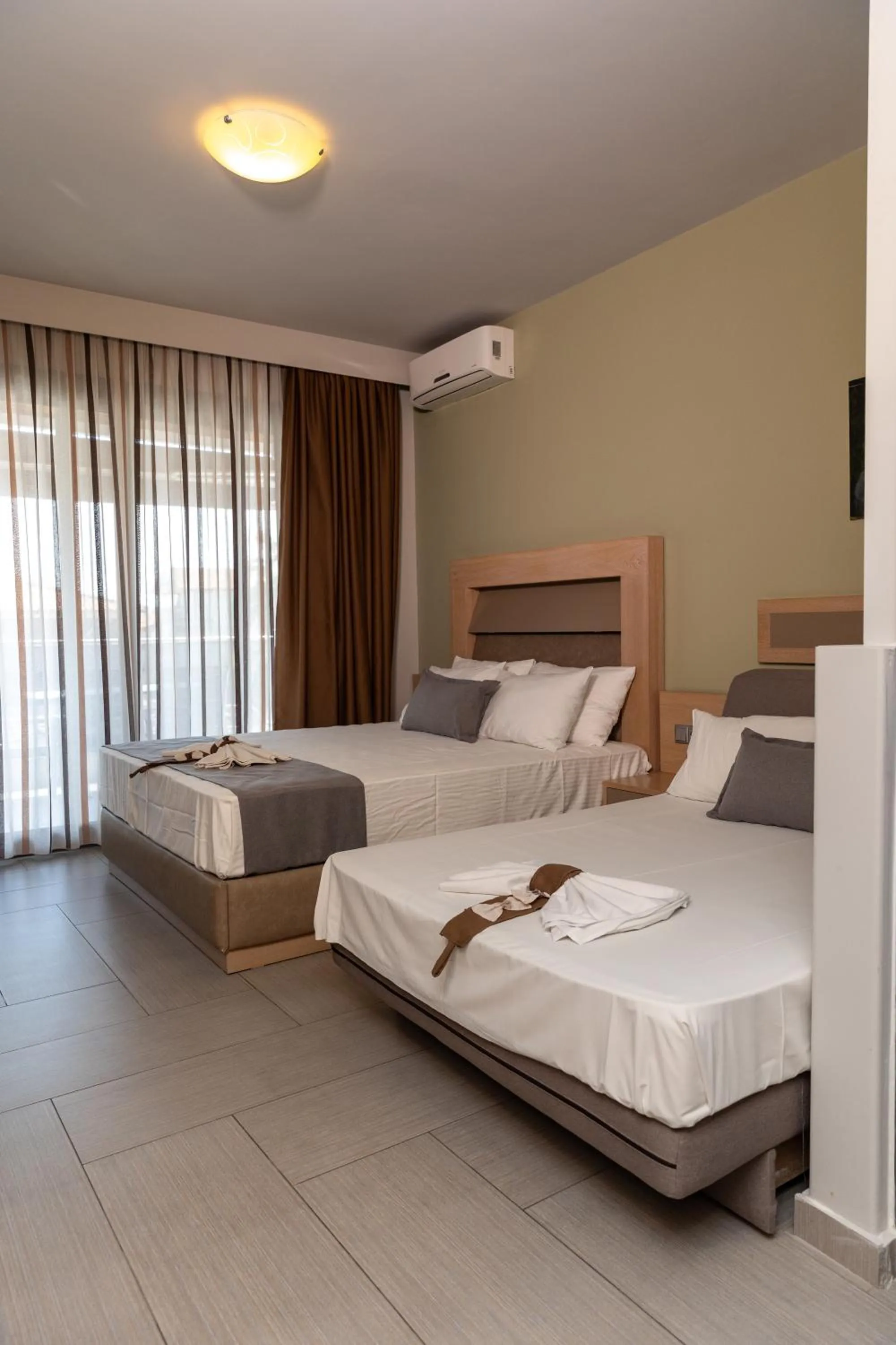 Bed in Amalia Center