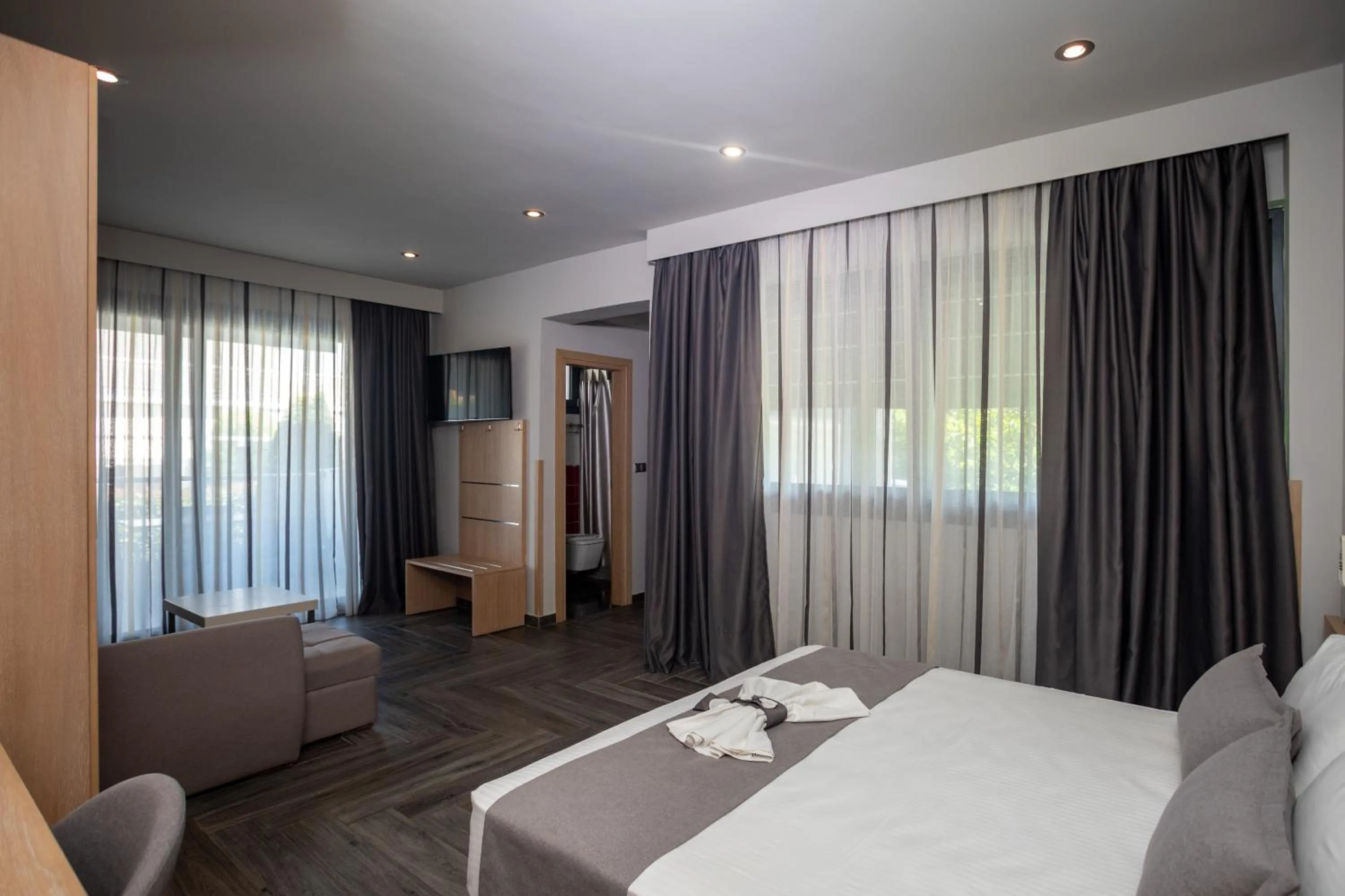 Bed in Amalia Center