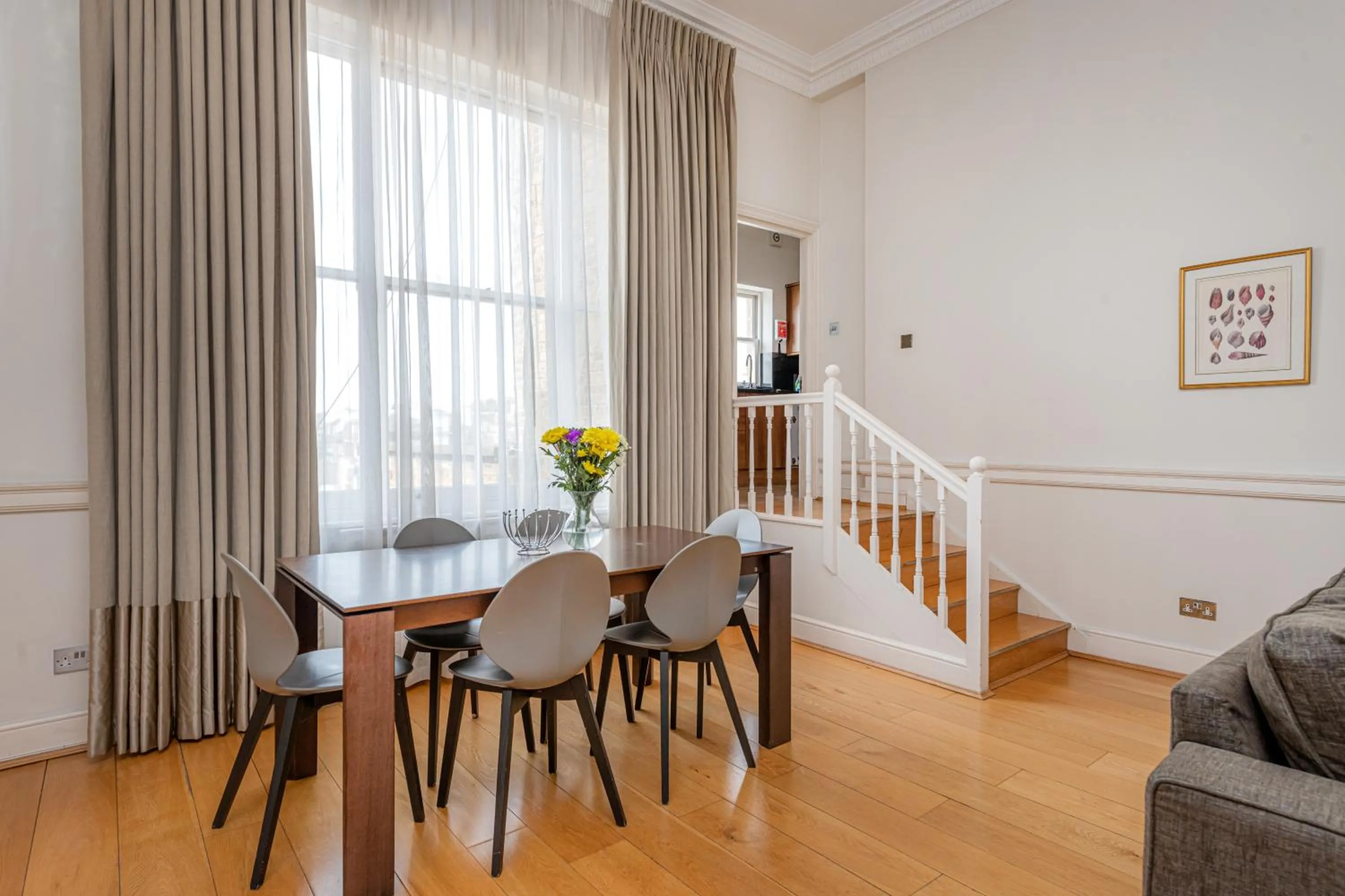 Living room in Queensgate Court