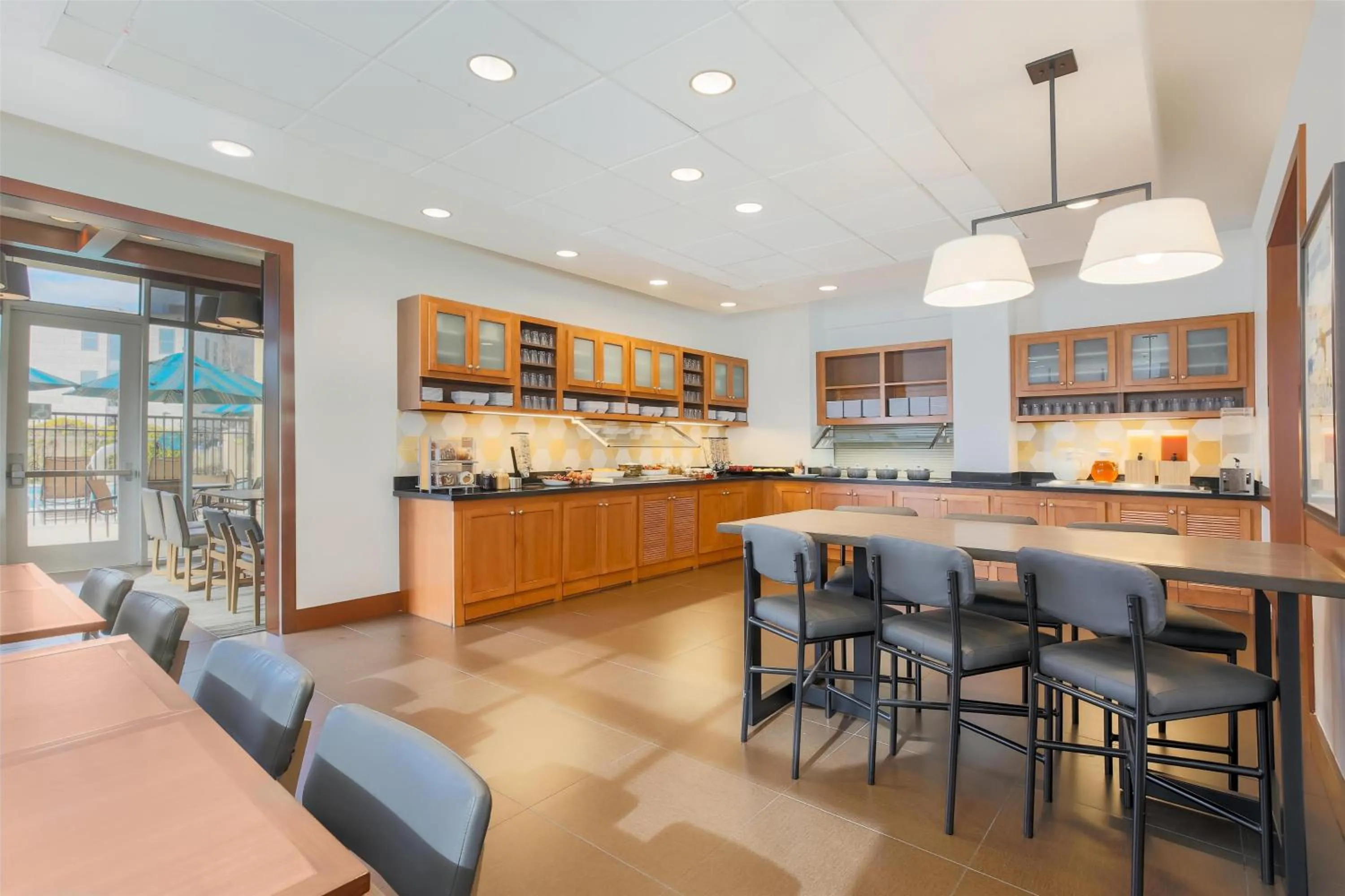 Restaurant/places to eat in Hyatt Place UC Davis