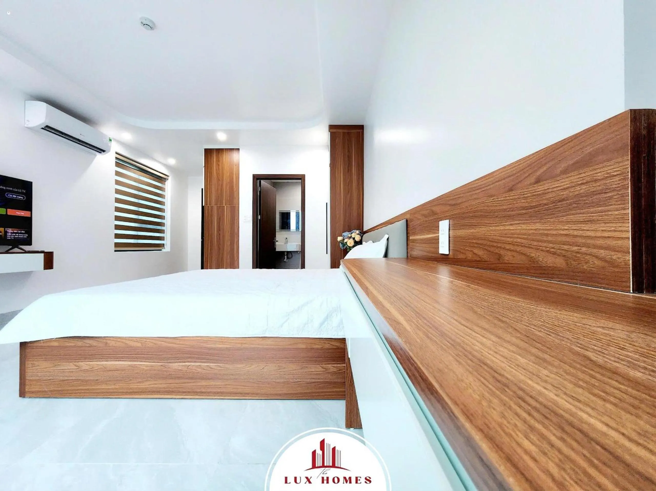 Communal lounge/ TV room, Bed in The LuxHomes Apartment ᵀᴹ I 231 Văn Cao