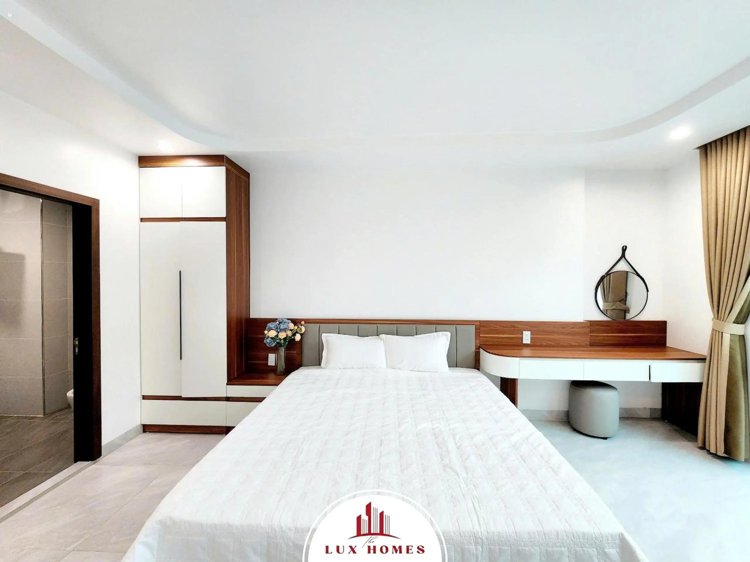 Bed in The LuxHomes Apartment ᵀᴹ I 231 Văn Cao