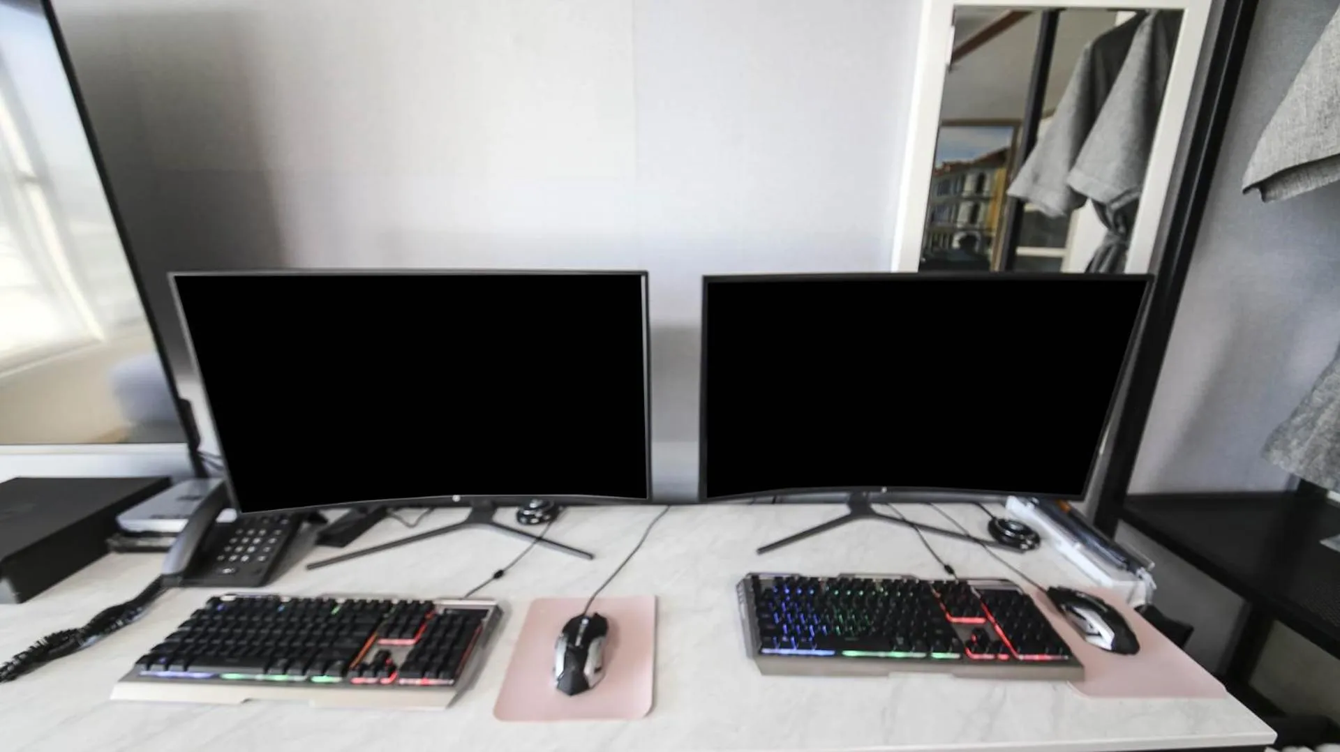 TV and multimedia in Sokcho Ritz Hotel