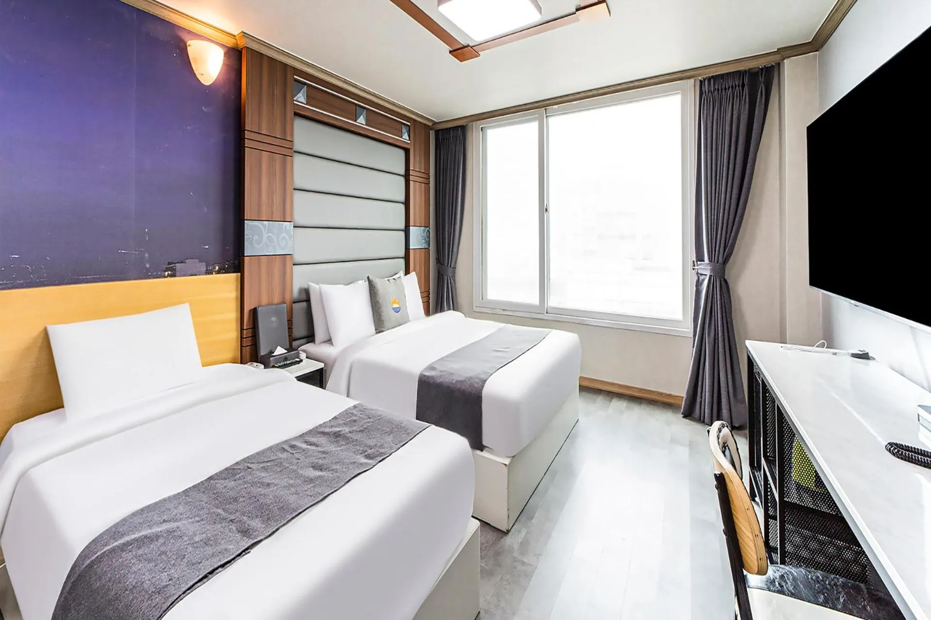 Bed in Sokcho Ritz Hotel