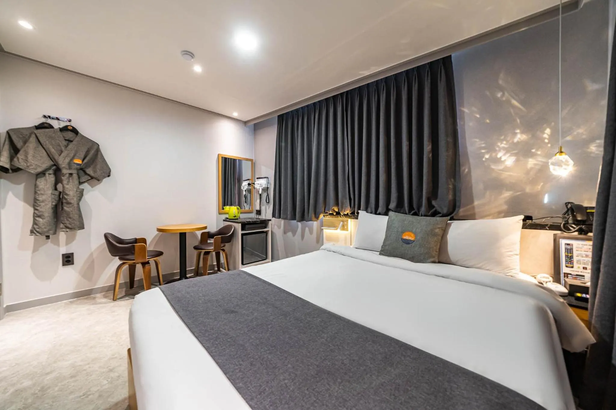 Bed in Sokcho Ritz Hotel