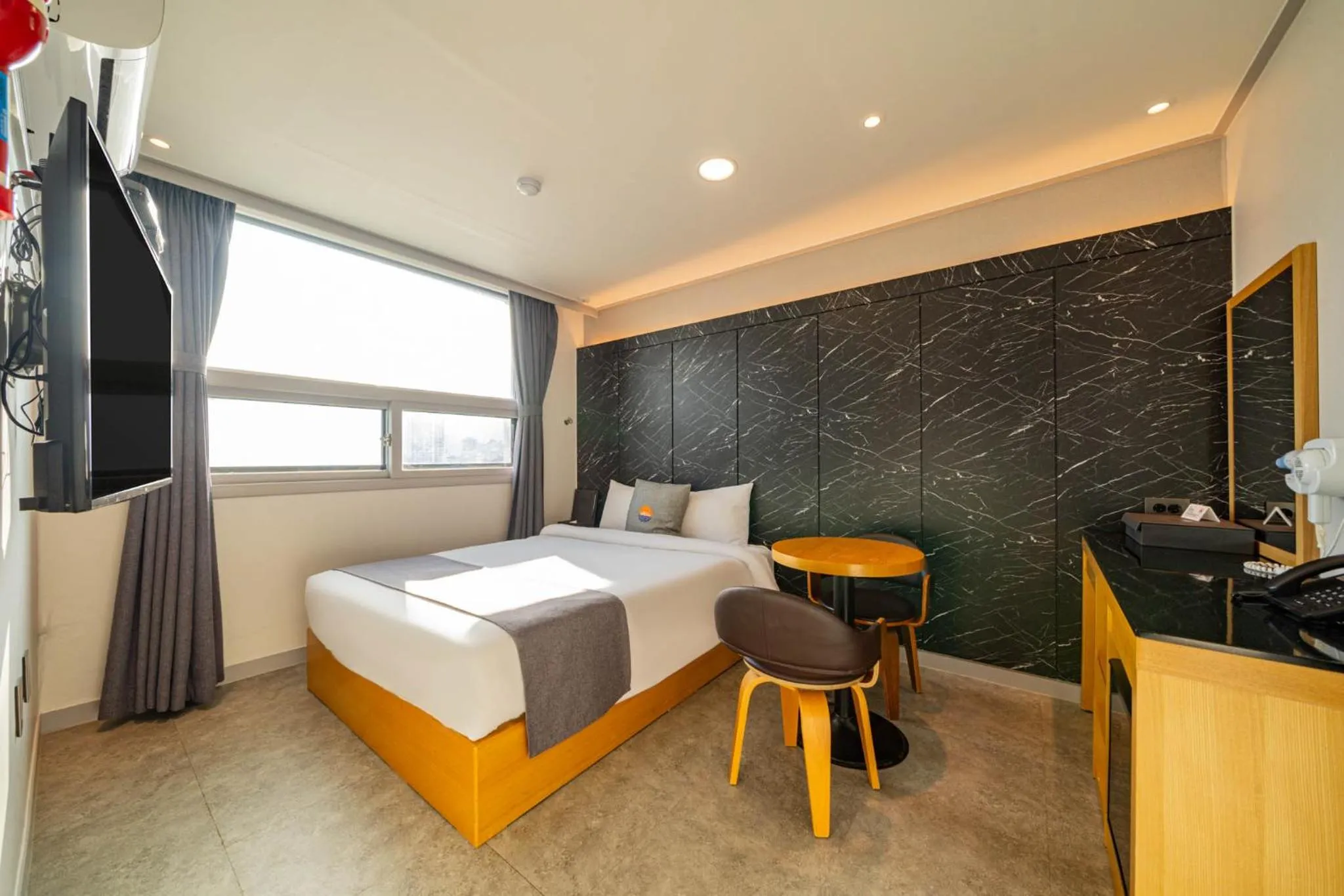 Bed in Sokcho Ritz Hotel