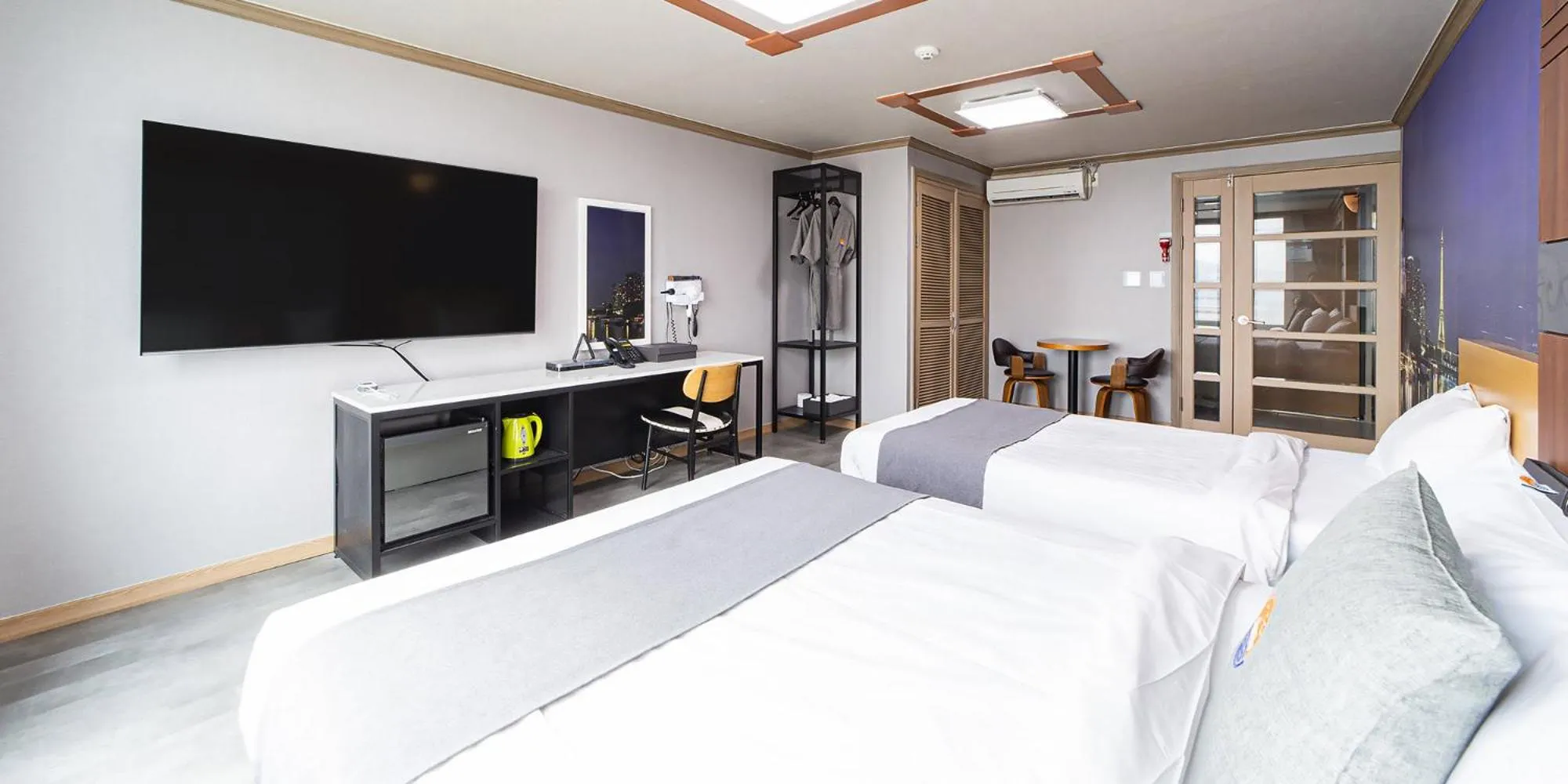 Bed in Sokcho Ritz Hotel