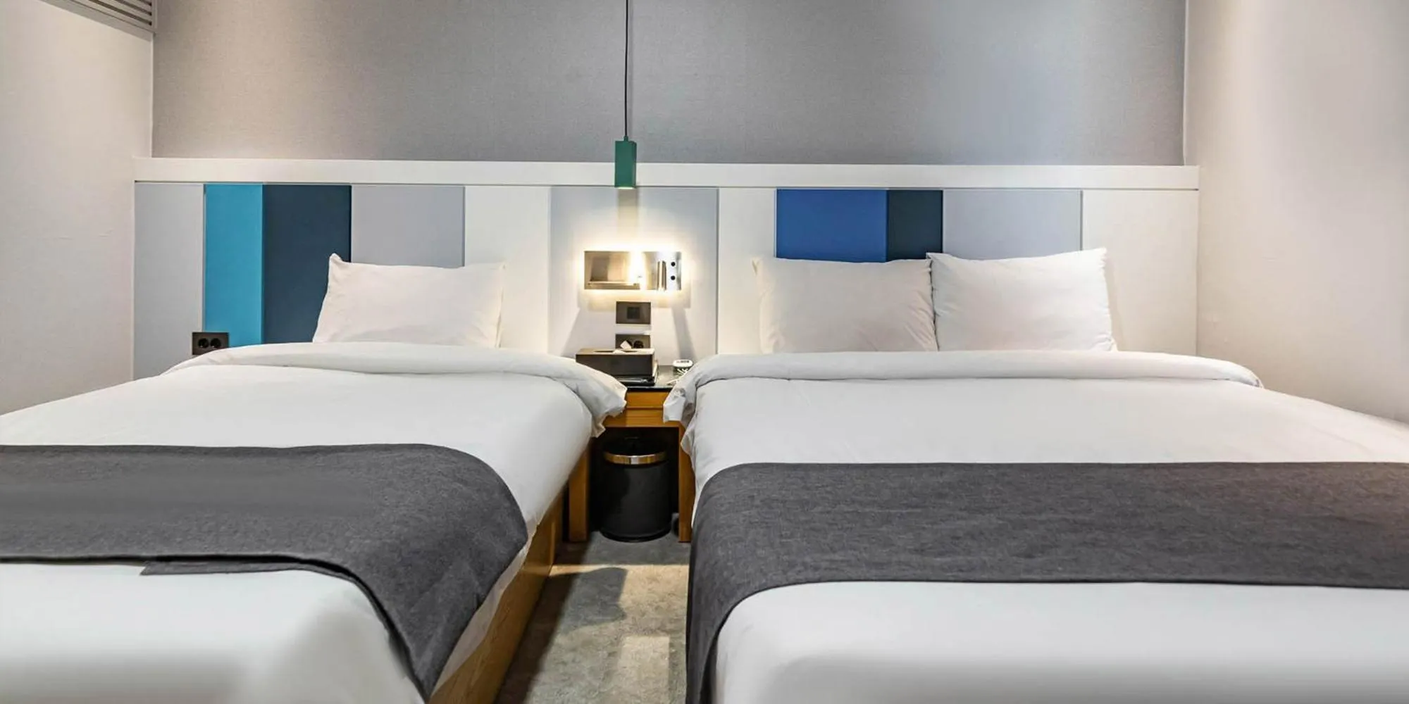 Bed in Sokcho Ritz Hotel