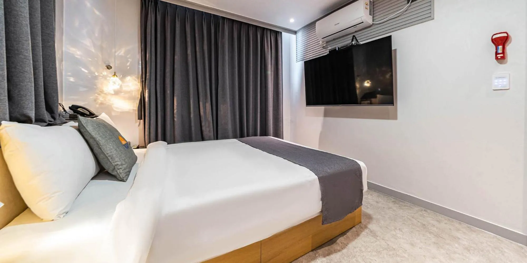 Bed in Sokcho Ritz Hotel