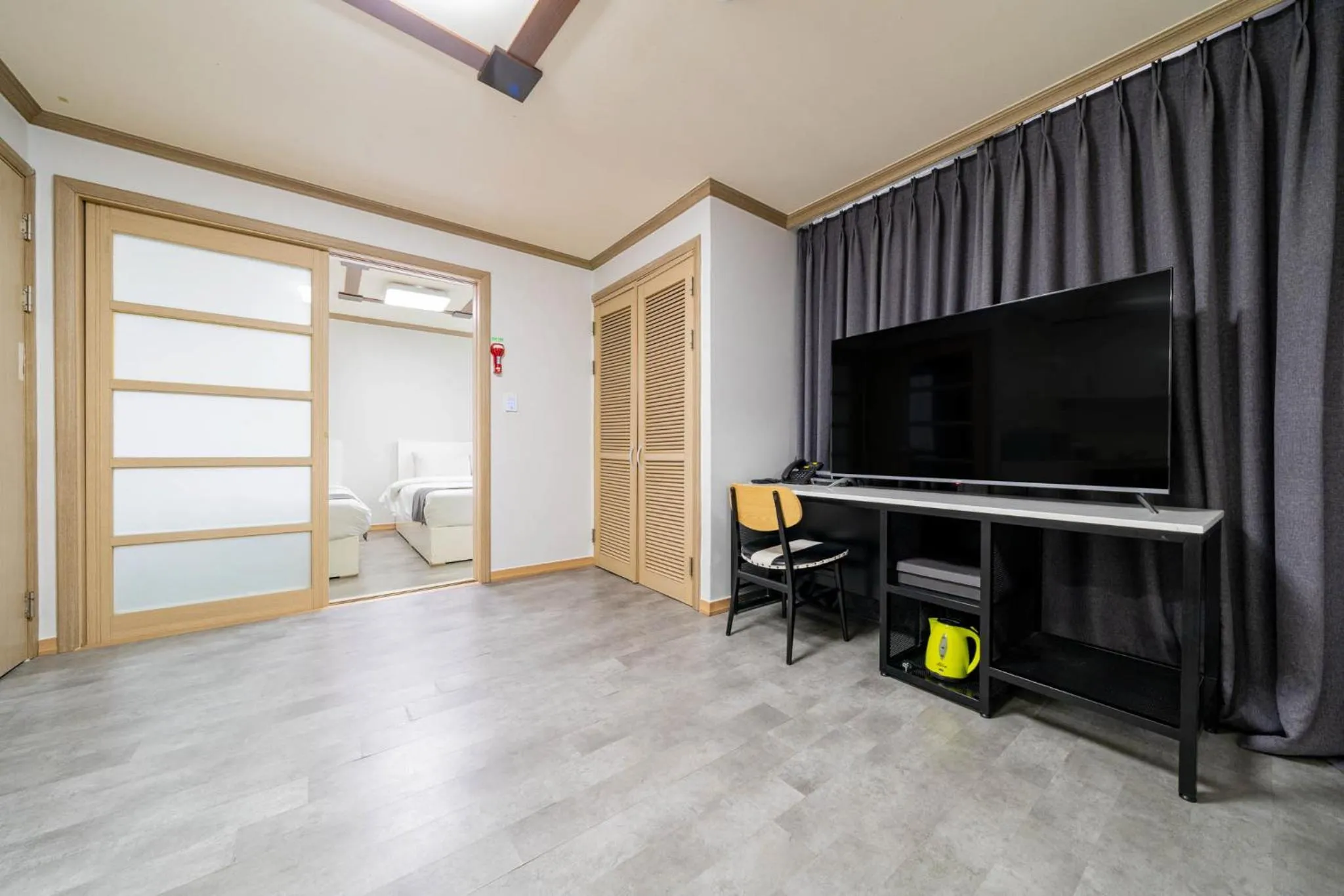 Living room in Sokcho Ritz Hotel