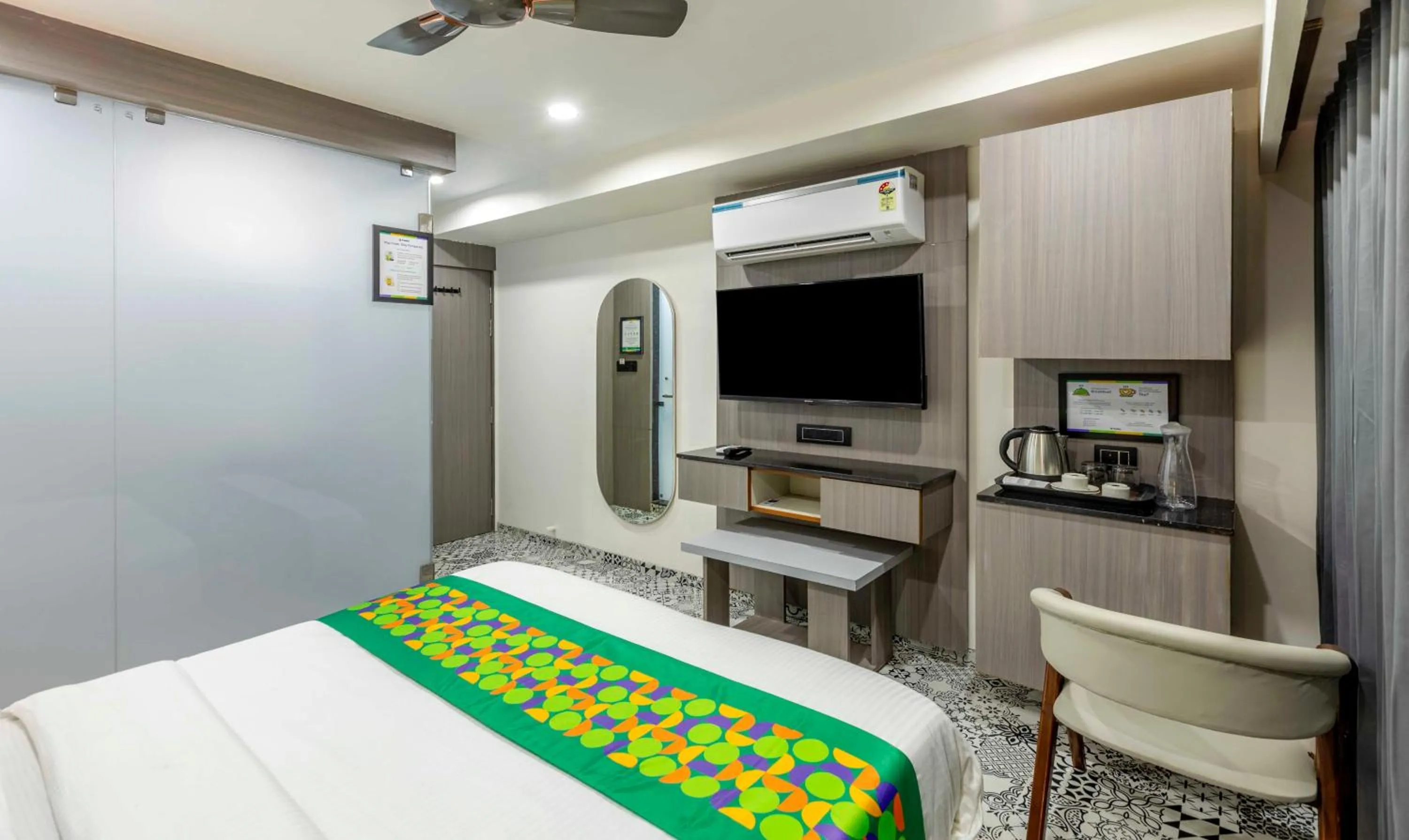 Bedroom, Bed in Treebo KBC