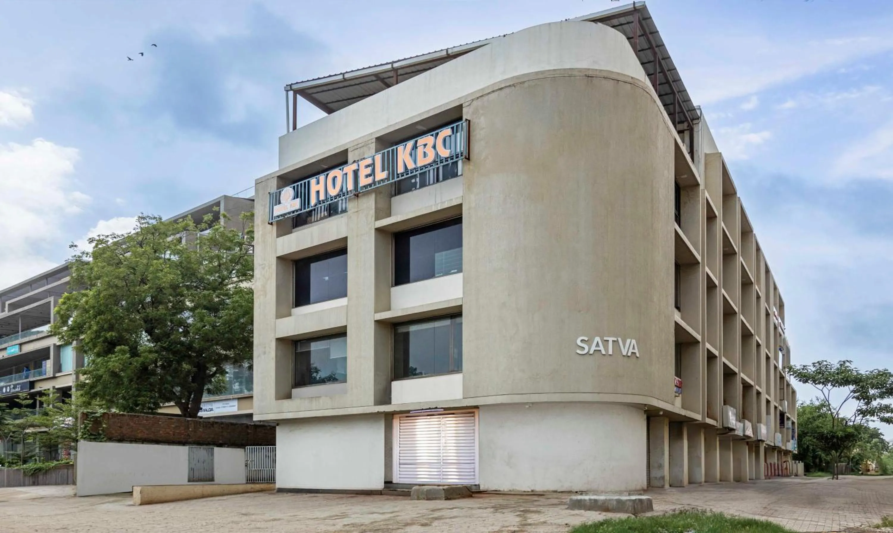 Property building in Treebo KBC