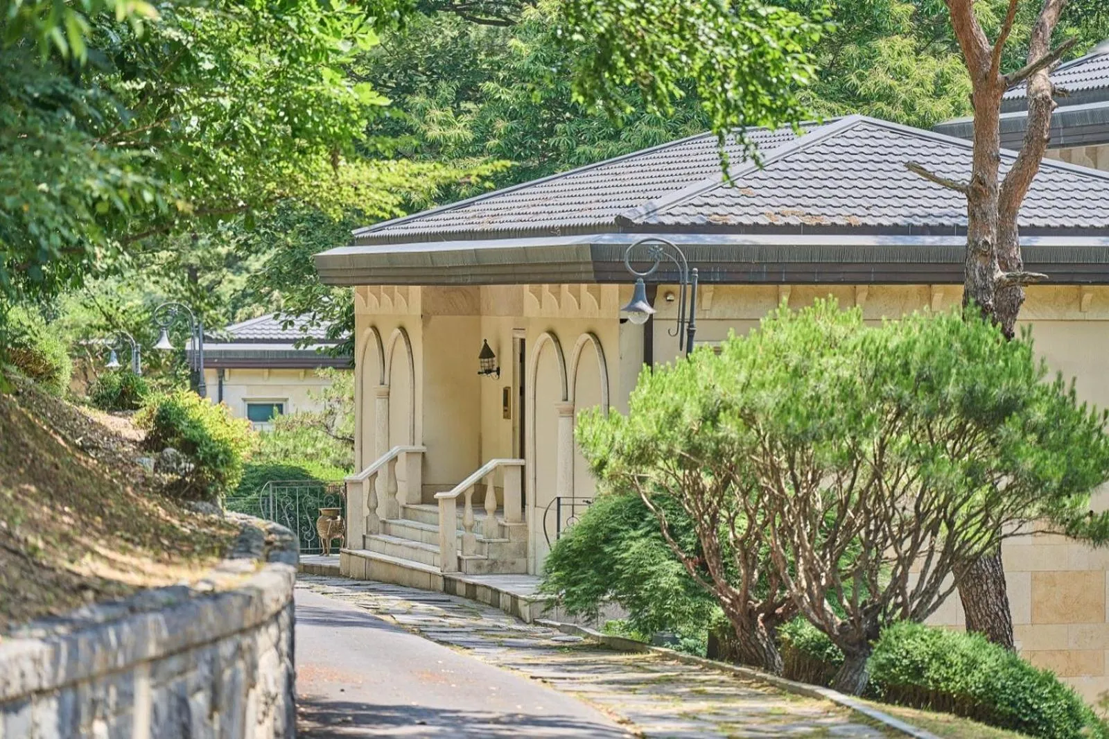 Crystal Valley CC Golden Village