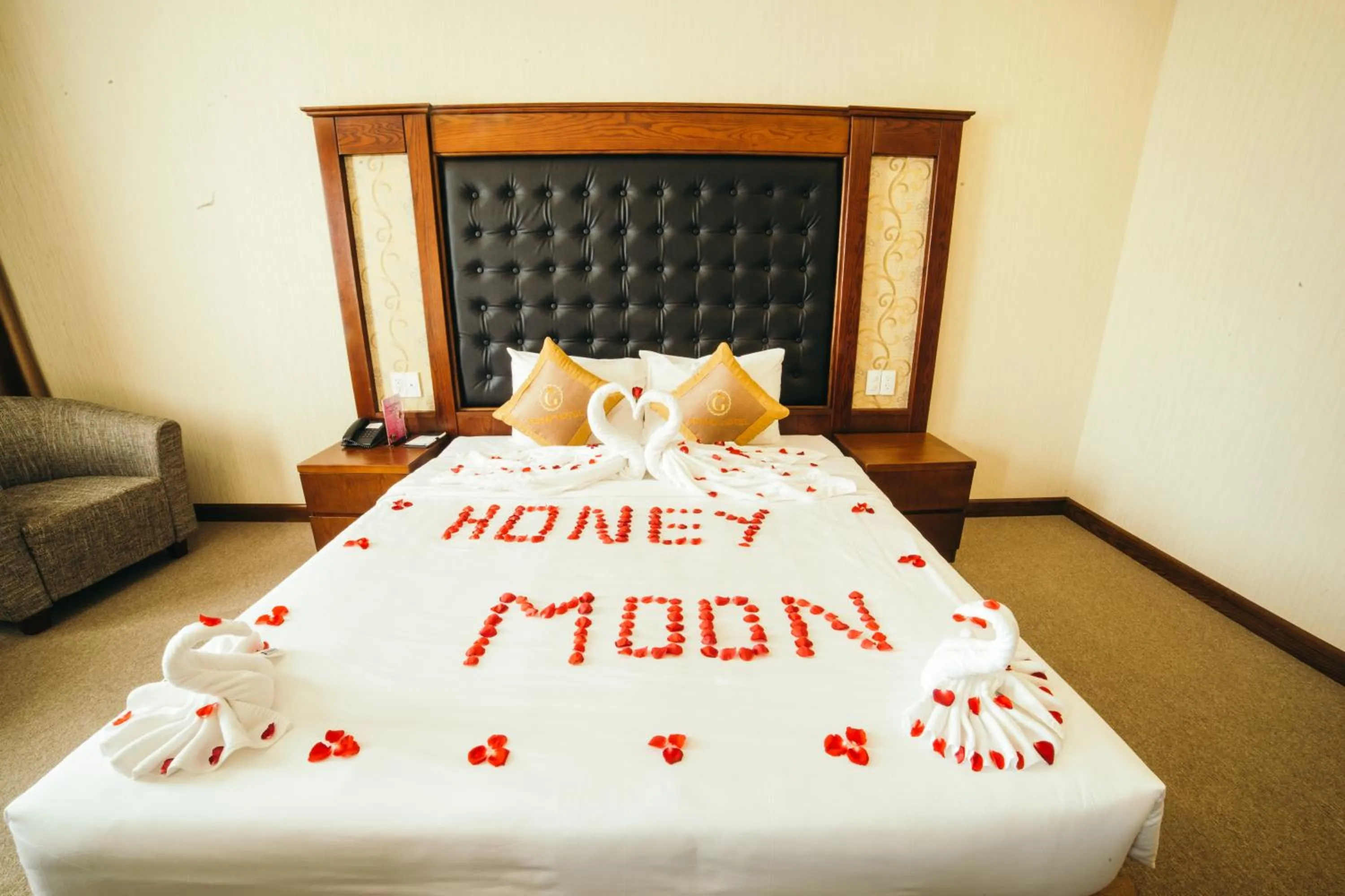Bed in Grand Móng Cái Hotel