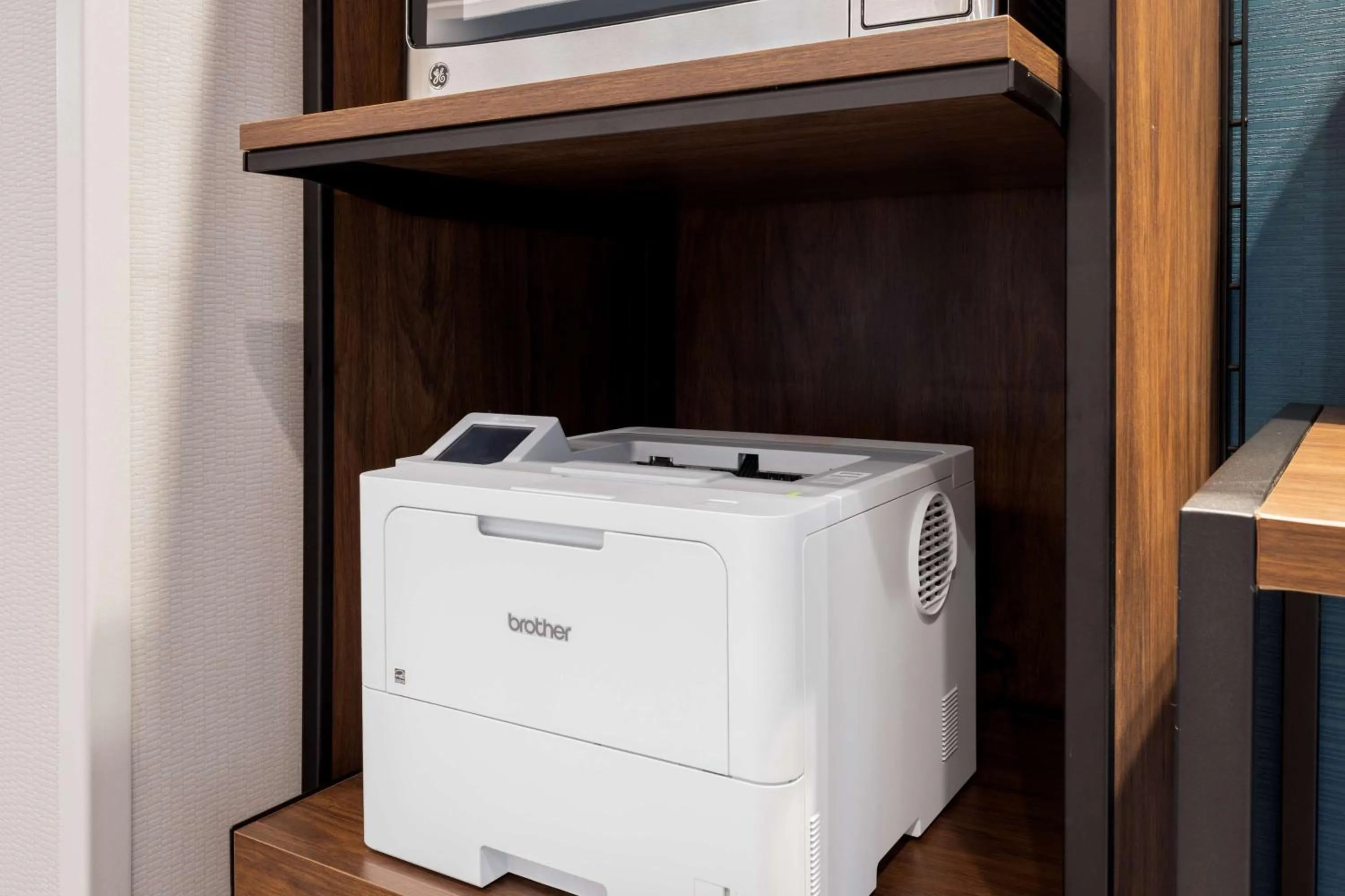 Business facilities in Hampton Inn & Suites Cottonwood, Az