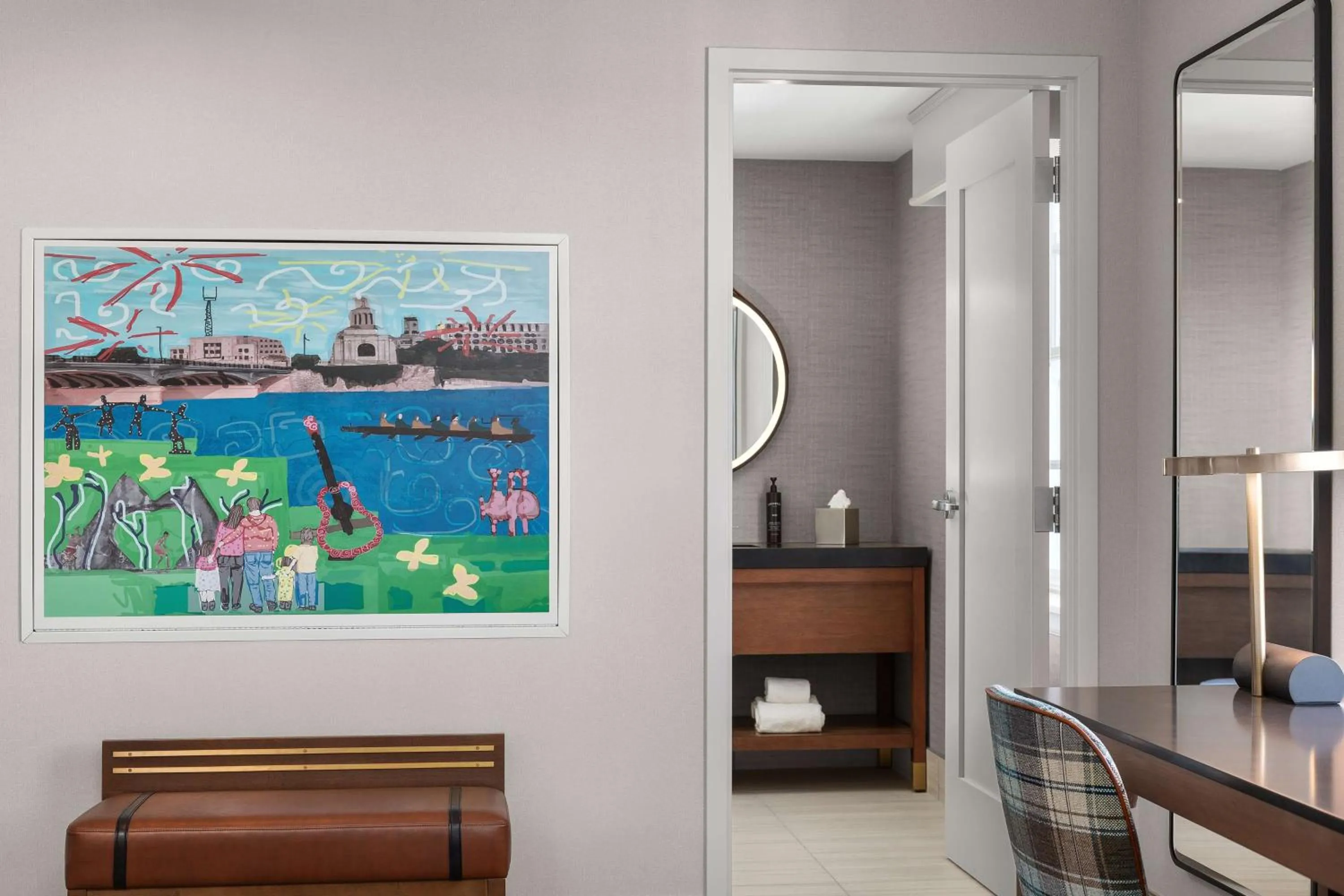 Photo of the whole room in The Well House Hamilton, Tapestry Collection By Hilton