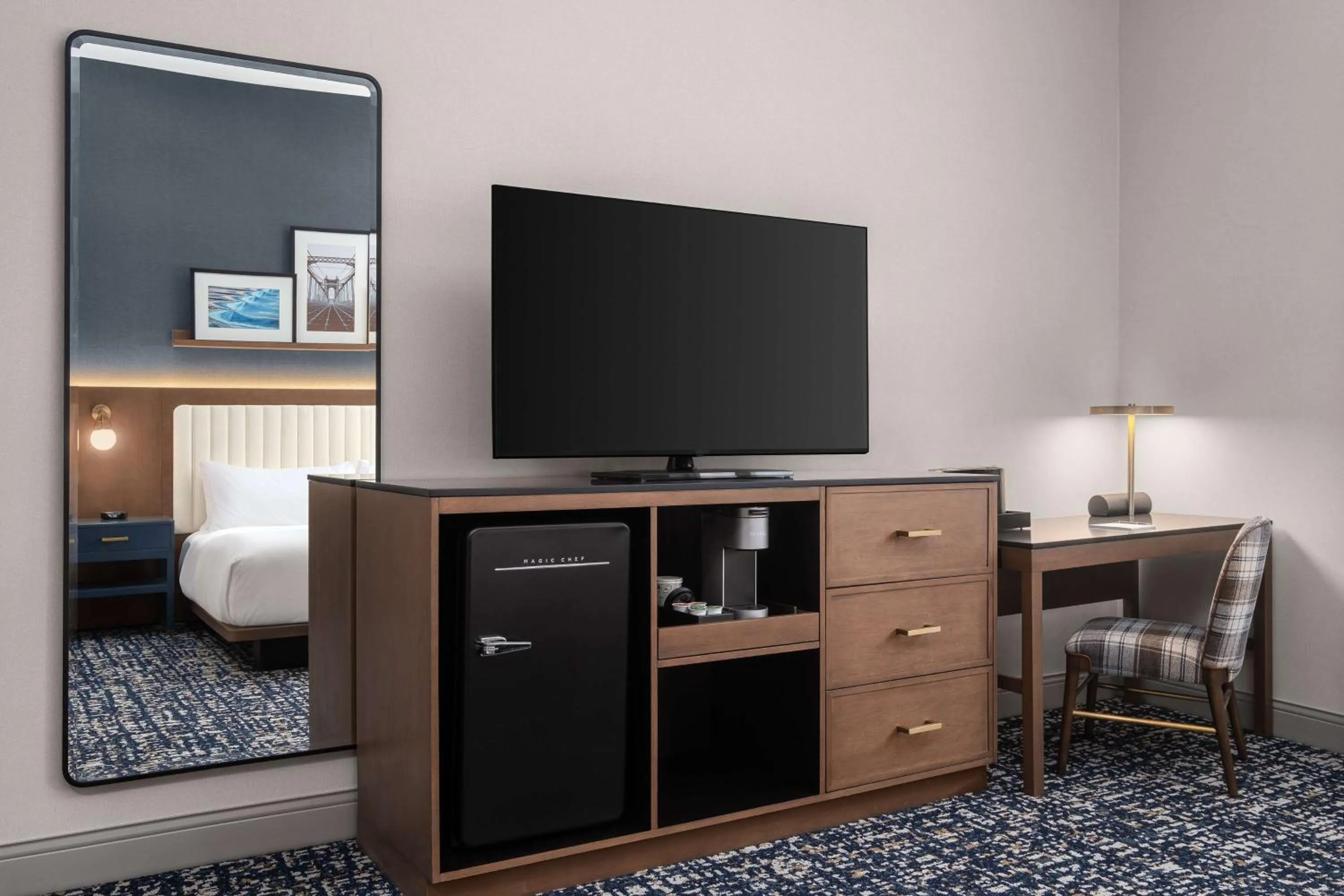 Bedroom, Bed in The Well House Hamilton, Tapestry Collection By Hilton