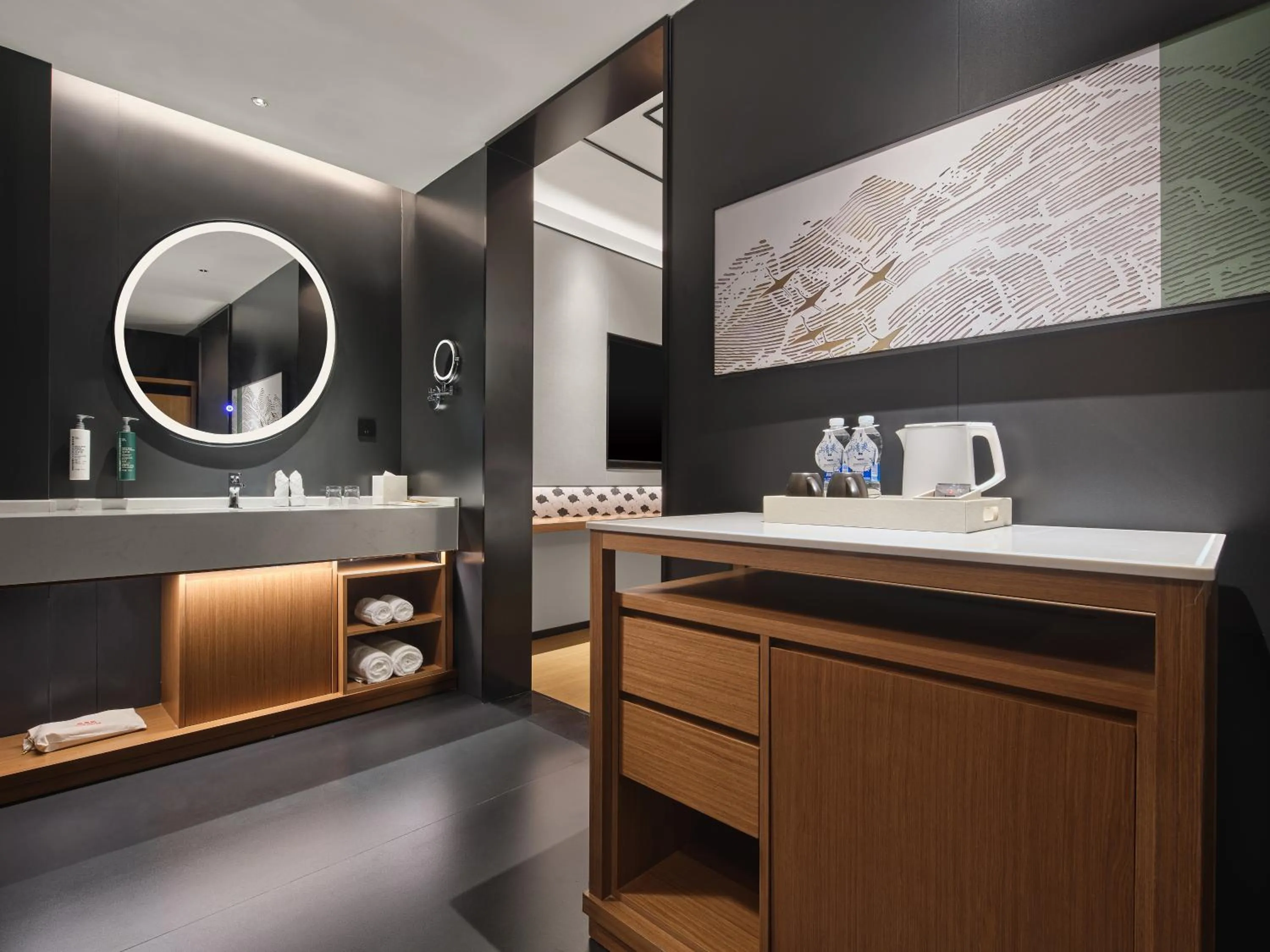 minibar in Hilton Garden Inn Xi'An Bell Tower