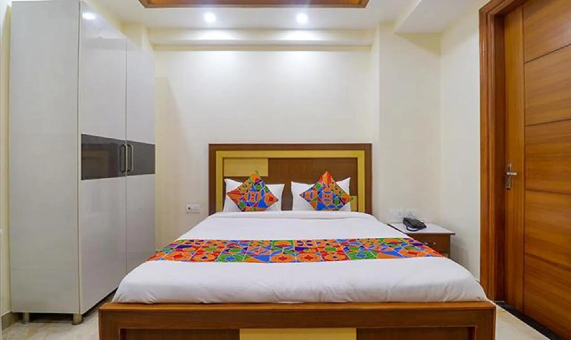 Bed in FabHotel Star Corporate Suite Near Medanta-The Medicity & Park Hospital, Gurugram