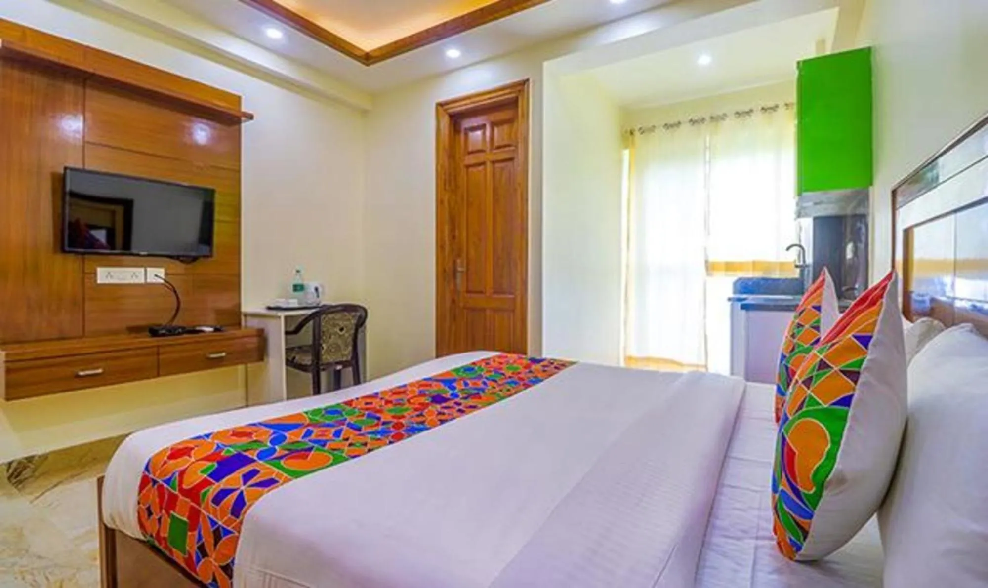 Bed in FabHotel Star Corporate Suite Near Medanta-The Medicity & Park Hospital, Gurugram