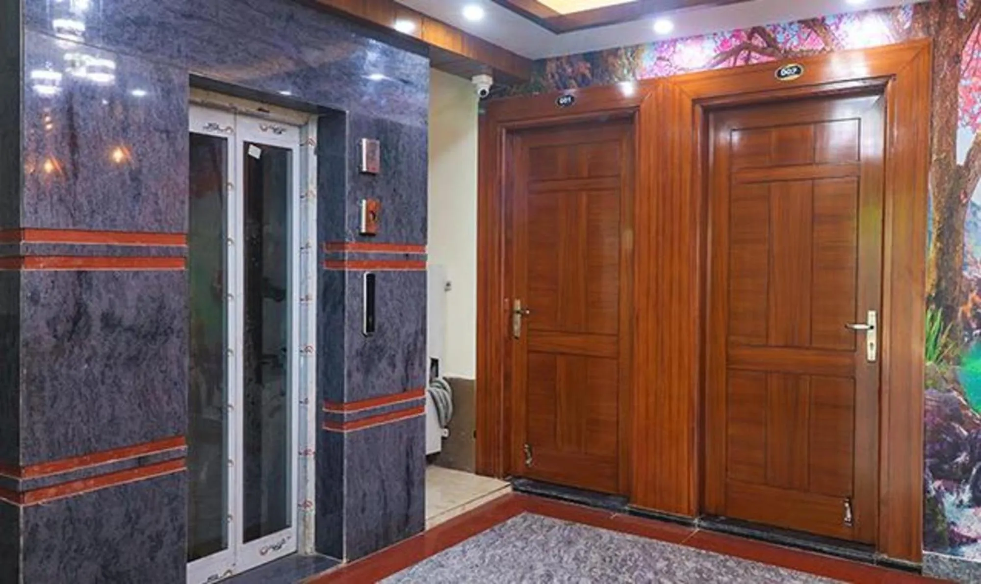 Lobby or reception in FabHotel Star Corporate Suite Near Medanta-The Medicity & Park Hospital, Gurugram