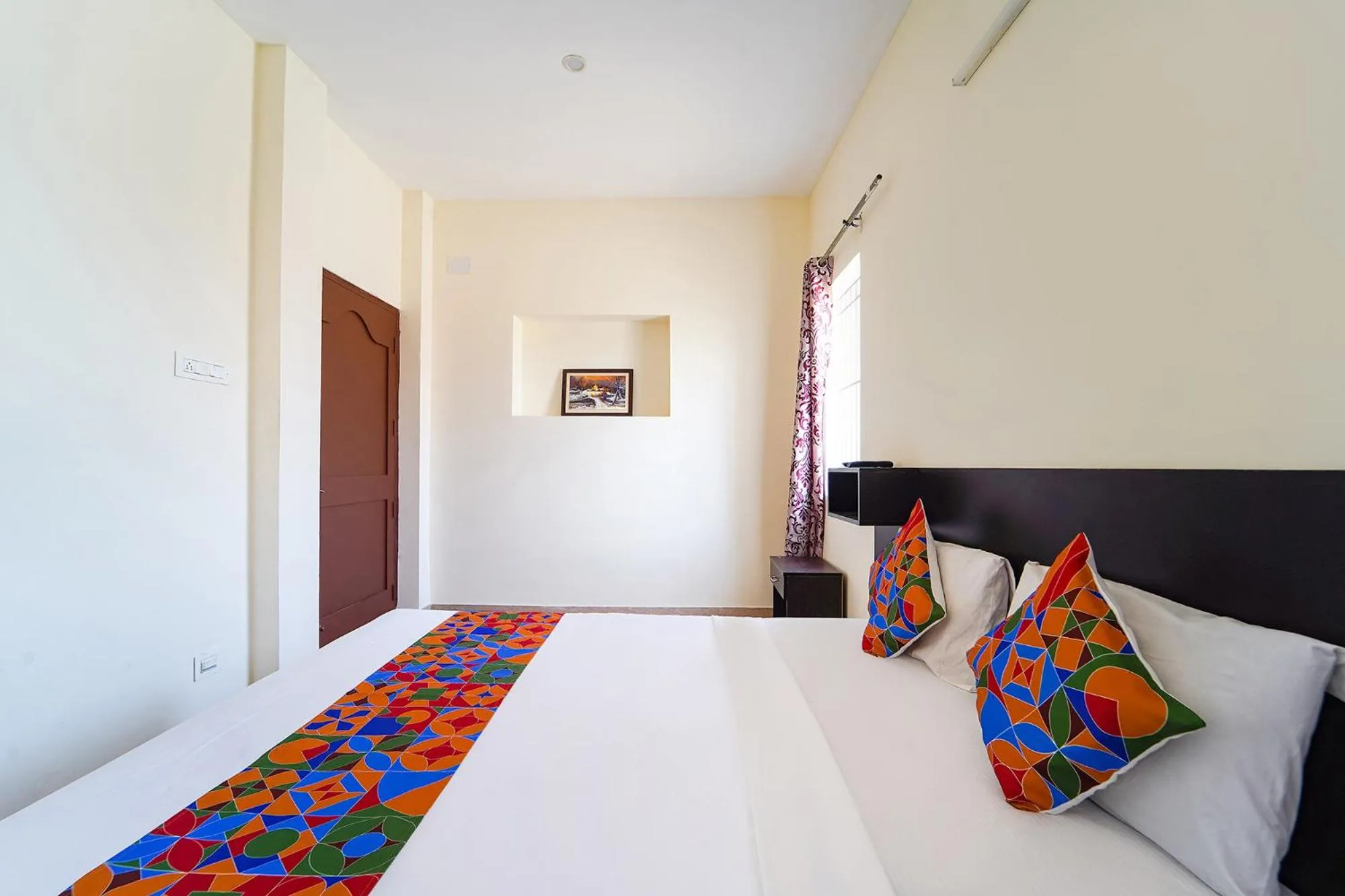 Bed in Via Aarudras Residency - Nr Coimbatore Airport