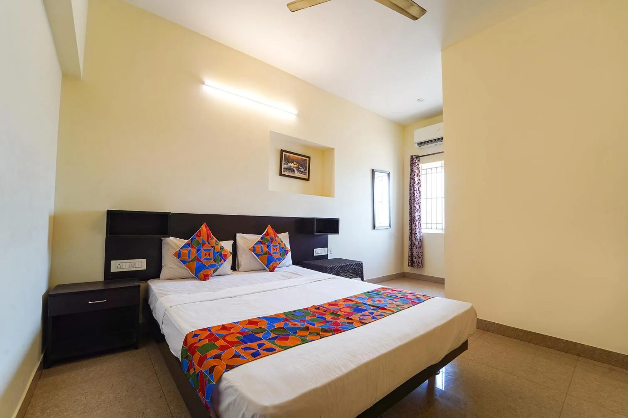Bed in Via Aarudras Residency - Nr Coimbatore Airport