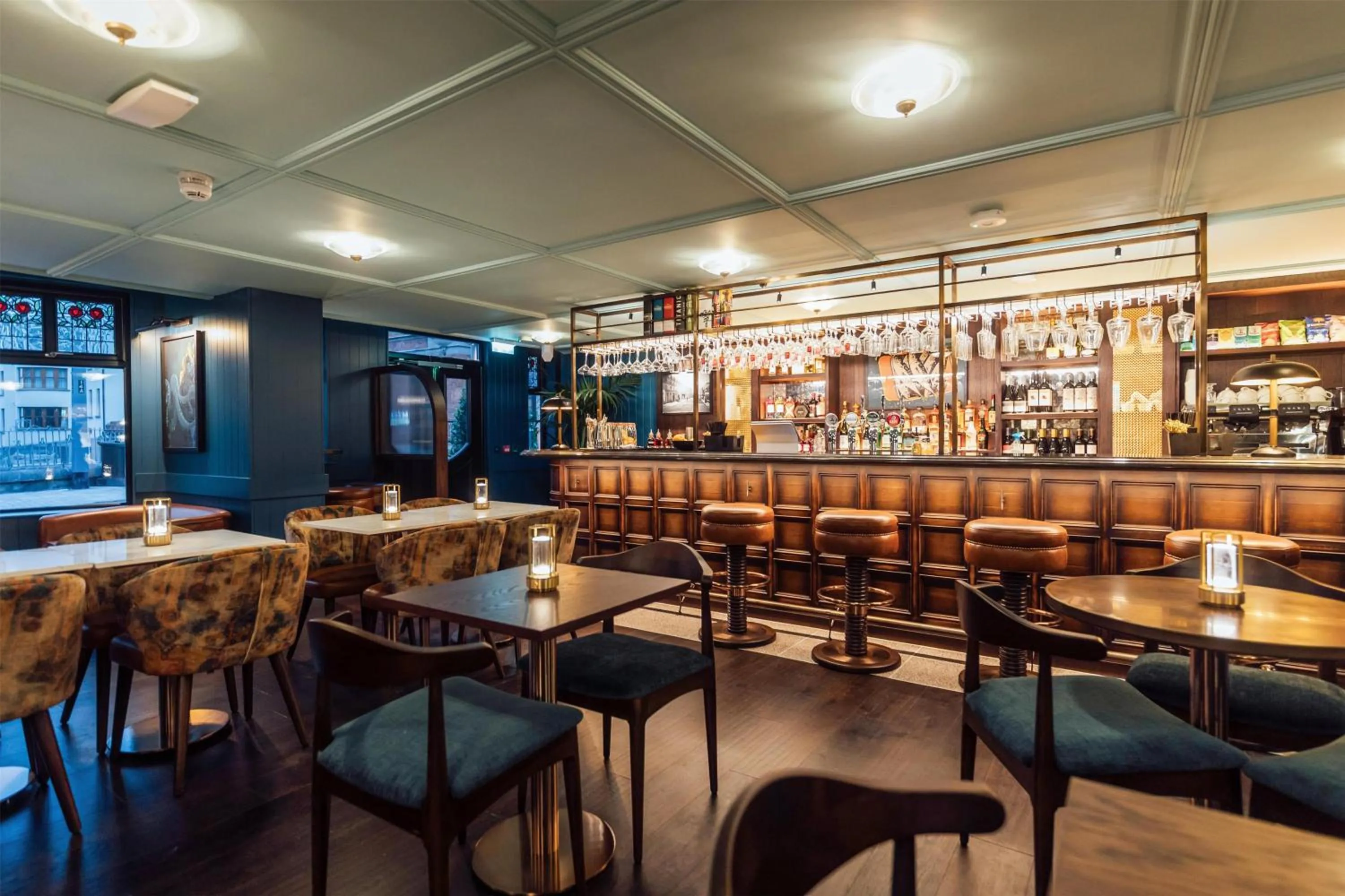 Lounge or bar in The Marcus Portrush, Tapestry Collection By Hilton