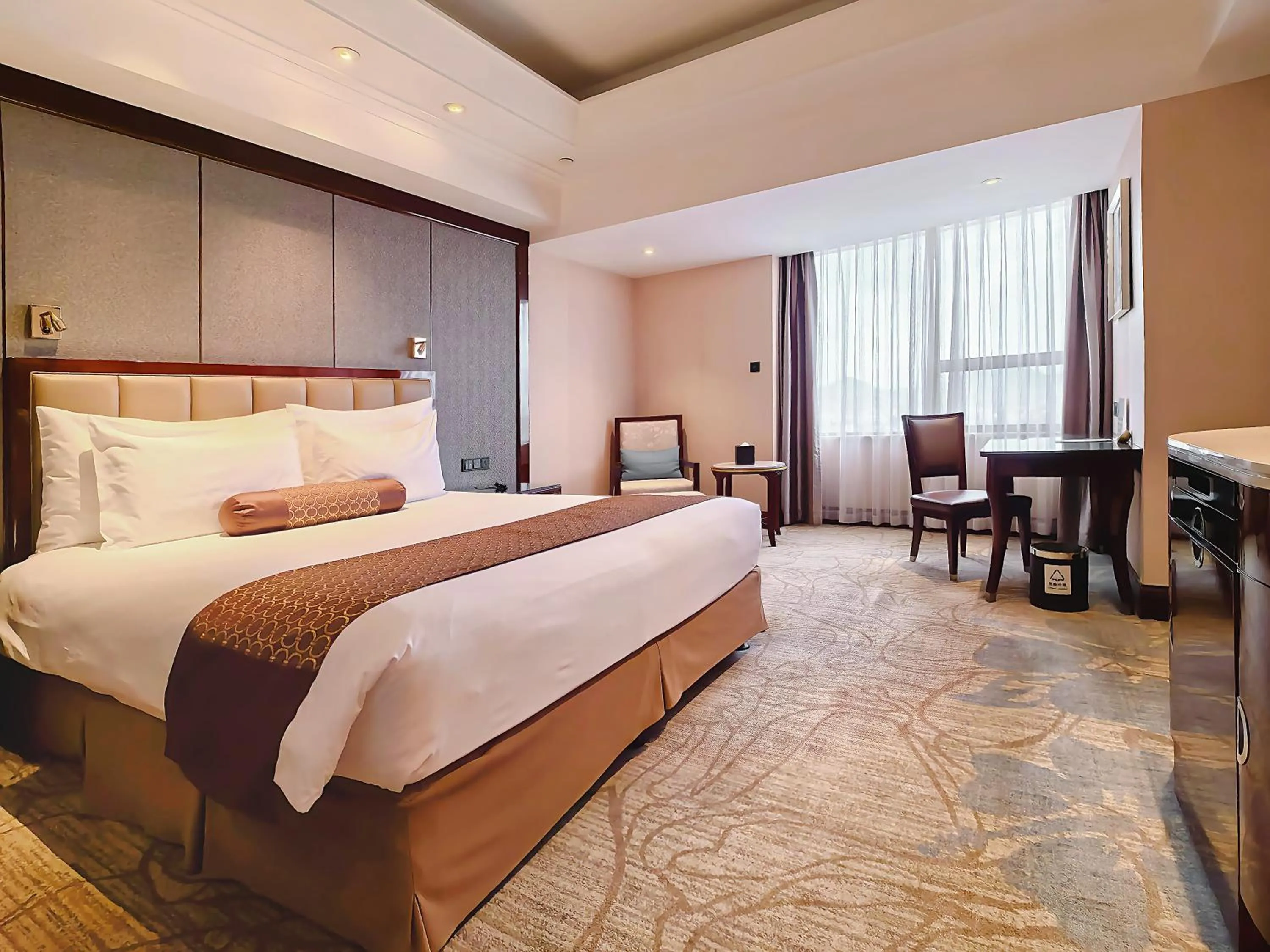 Bed in Xian heng Hotel