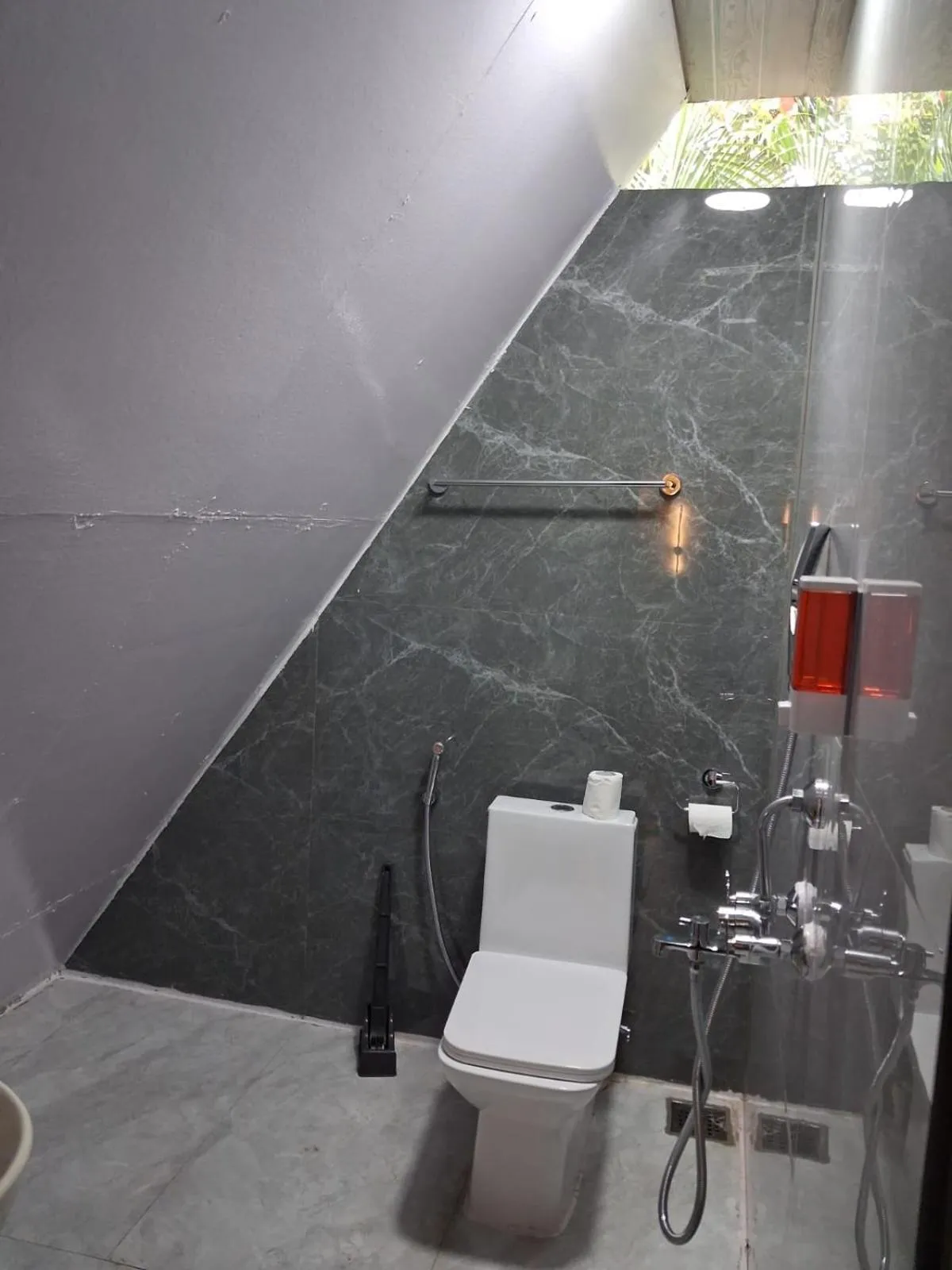 Bathroom in Sea Shades Cottages I Private Jacuzzi