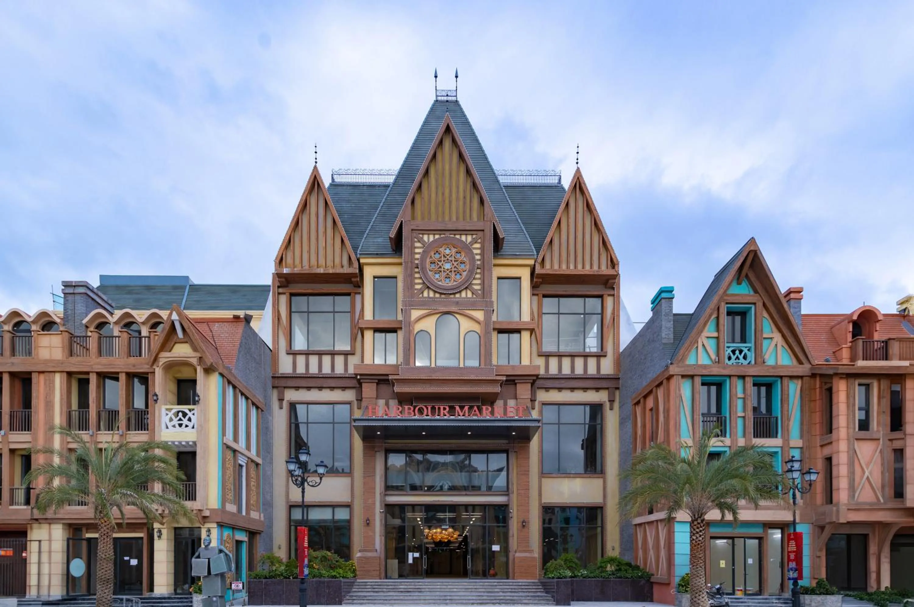 Entertainment in Vinpearl Resort & Spa Nha Trang Bay