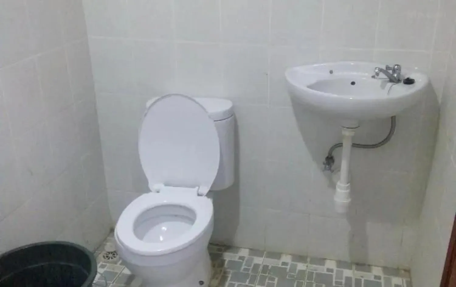 Toilet in Villa Blue Ocean Tanjung Lesung