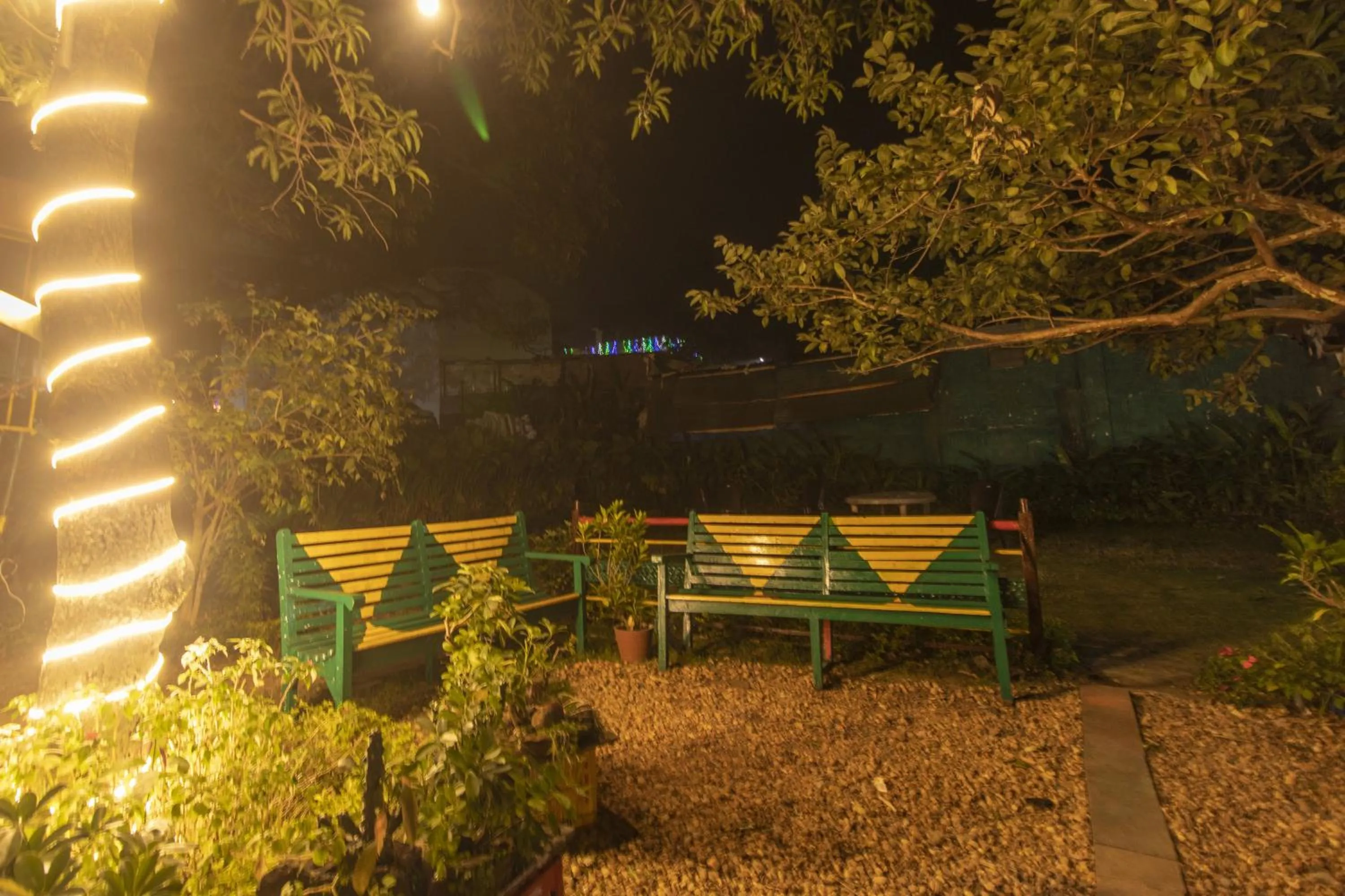 Garden in WOW STAYZ2 Misty Meadows