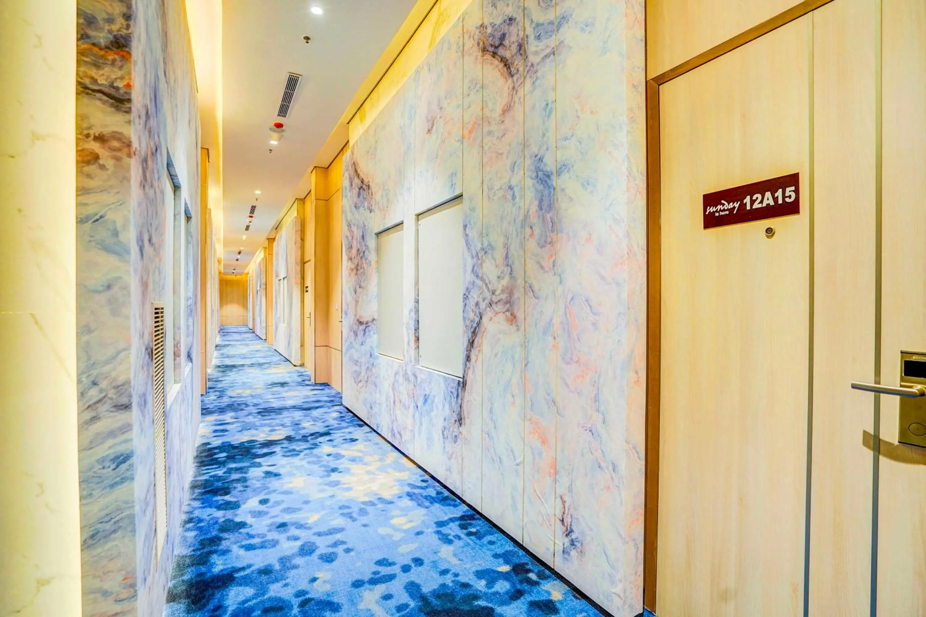 Lobby or reception in Sunday Hotel & Residences by CheckIn Gurugram