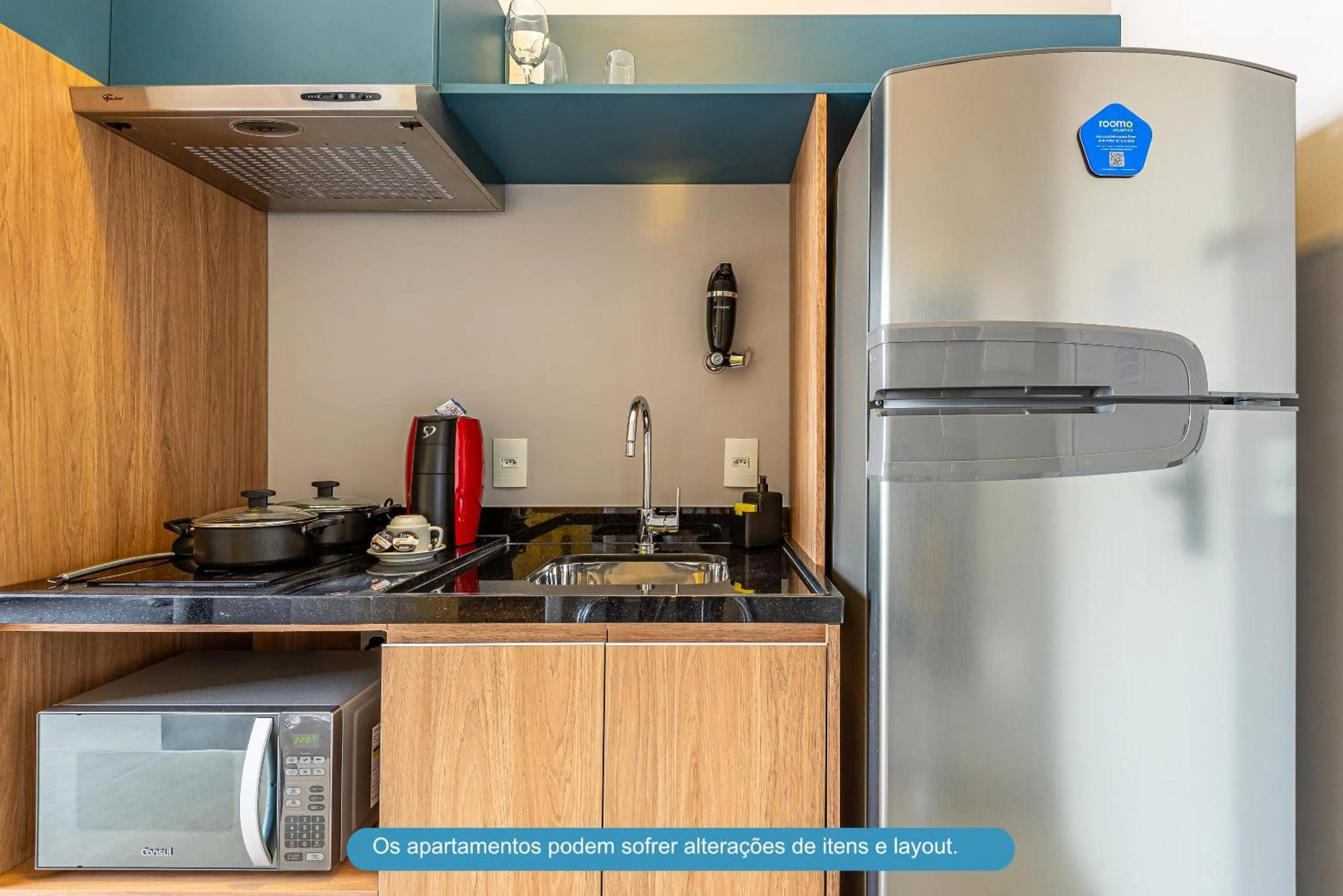 Kitchen or kitchenette in Roomo Transamerica SP Brooklin 370