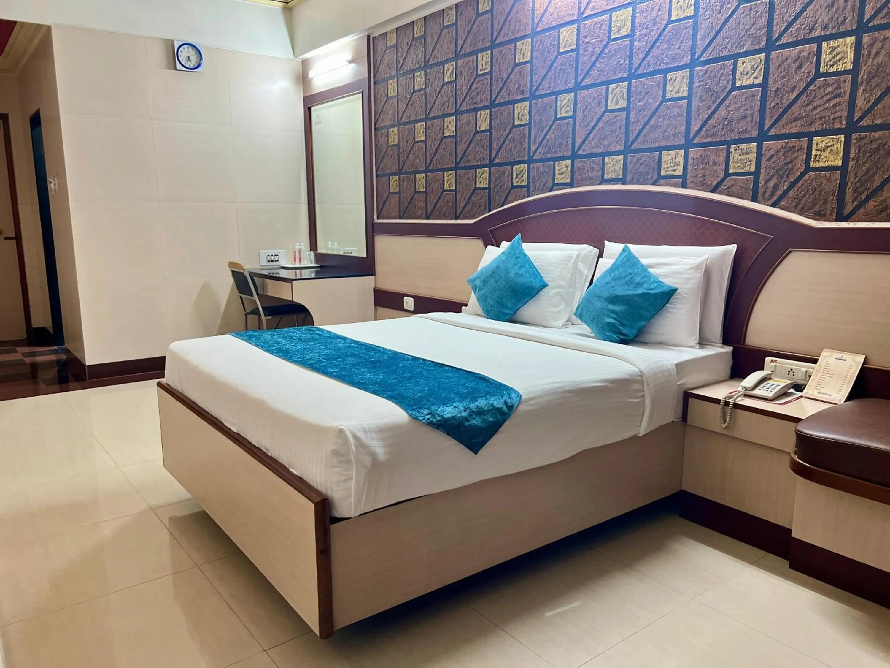 Bedroom, Bed in The Grand Krishna Rooms