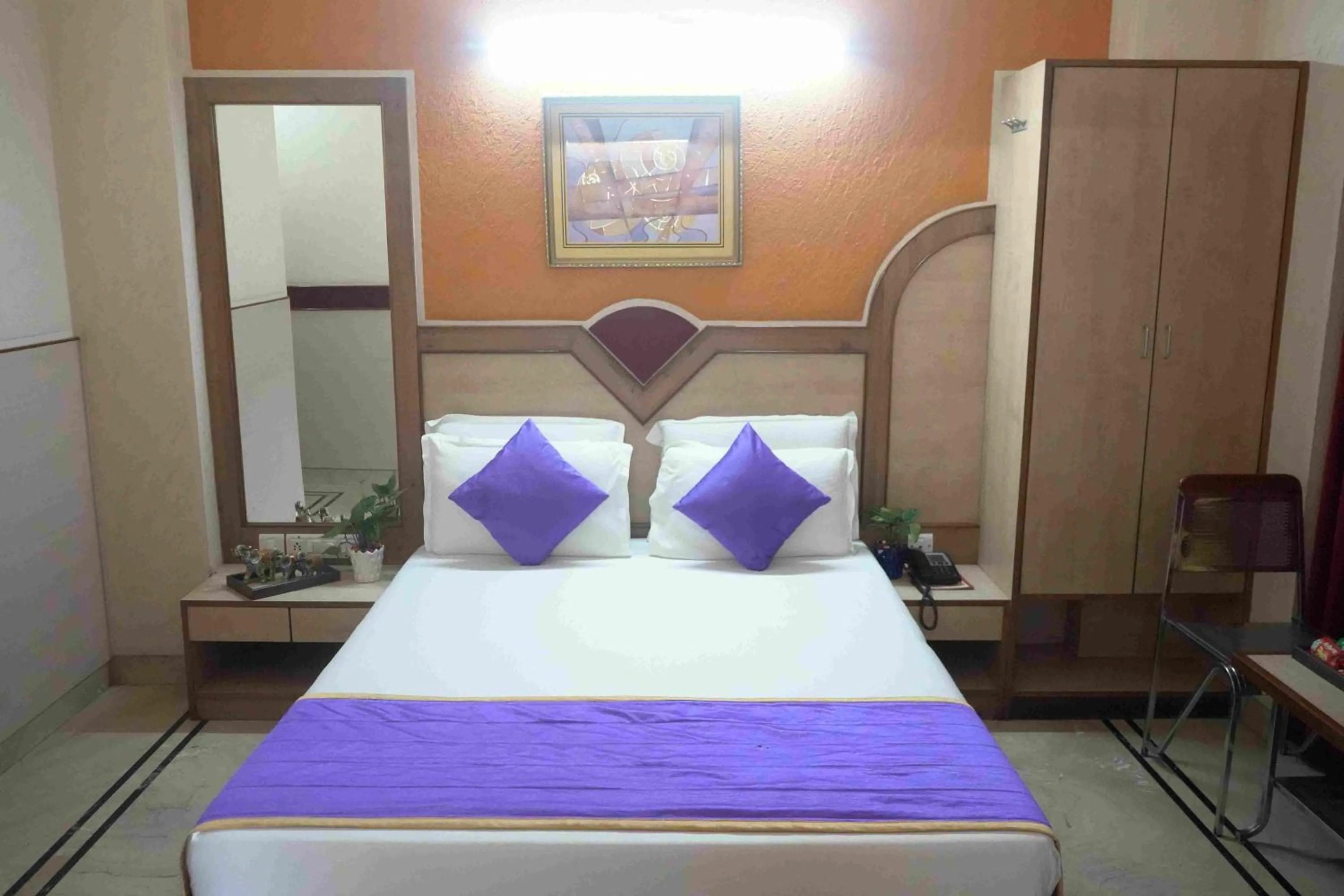Photo of the whole room, Bed in The Grand Krishna Rooms