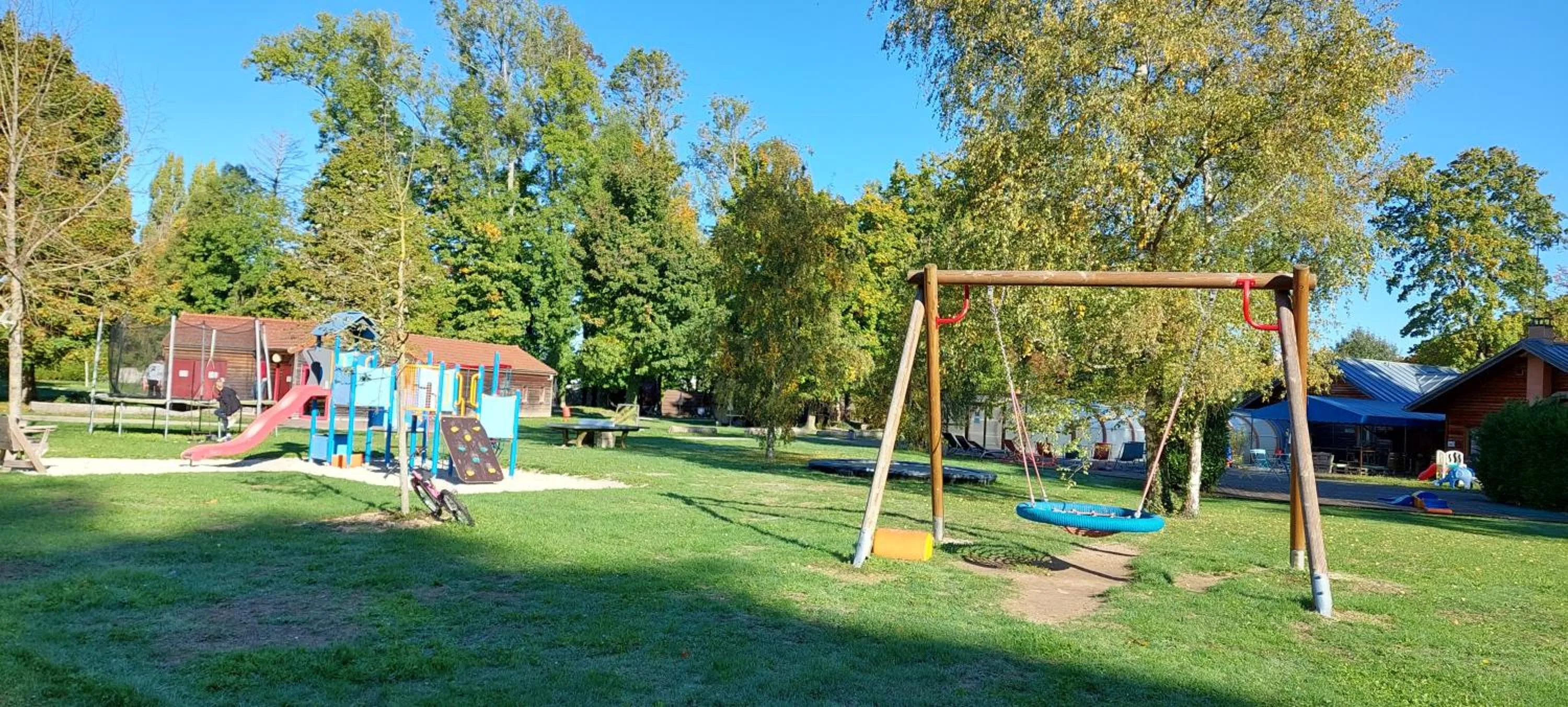 Garden in Le Village de la Champagne - Slowmoov