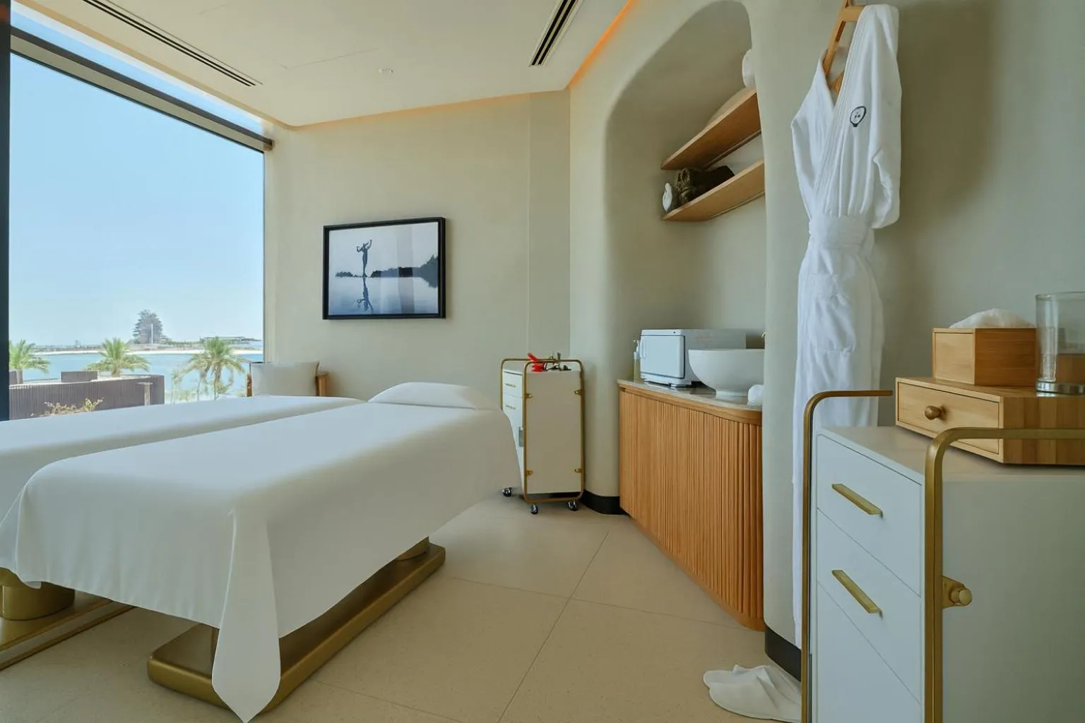 Massage, Bed in The OQ