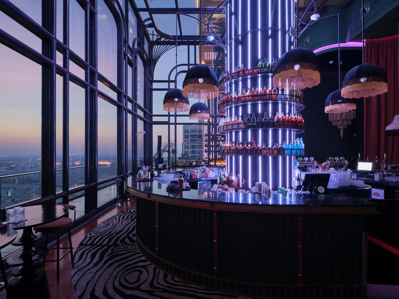 Nightclub / DJ in The OQ