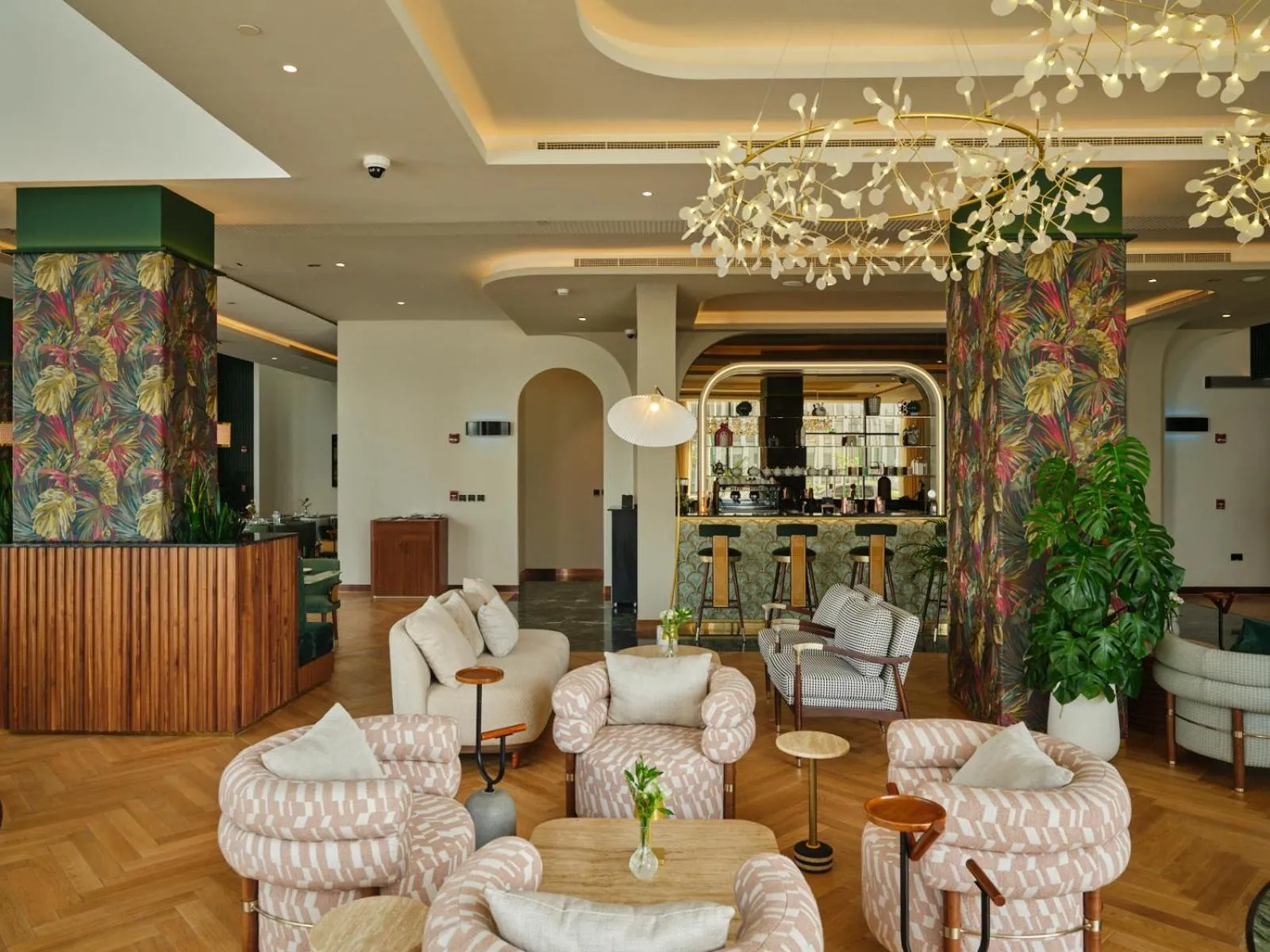 Restaurant/places to eat in The Muse